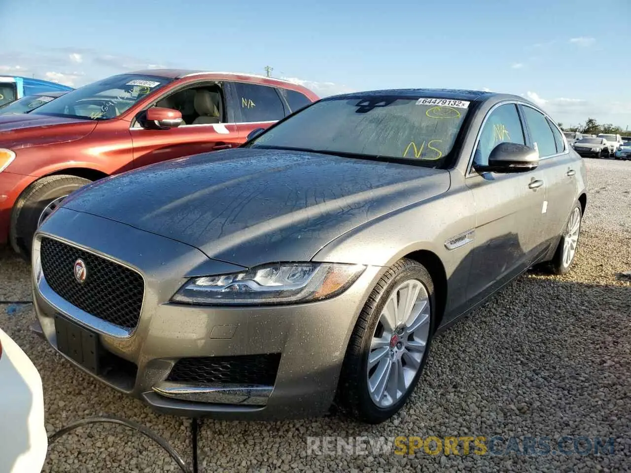 2 fotografías del automóvil dañado SAJBK4FX8LCY83106 JAGUAR XF 2020