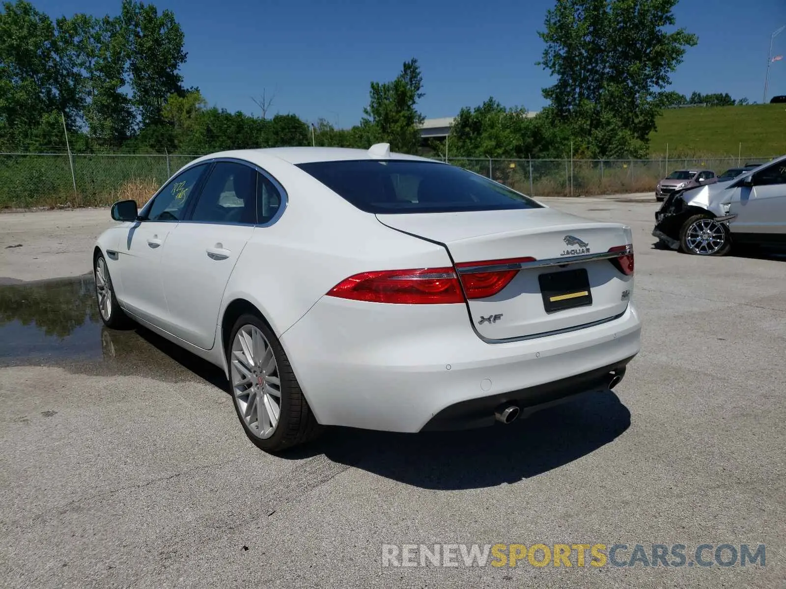 3 fotografías del automóvil dañado SAJBK4FXXLCY83382 JAGUAR XF 2020