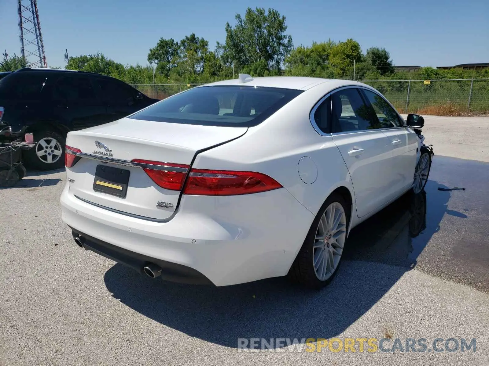 4 fotografías del automóvil dañado SAJBK4FXXLCY83382 JAGUAR XF 2020