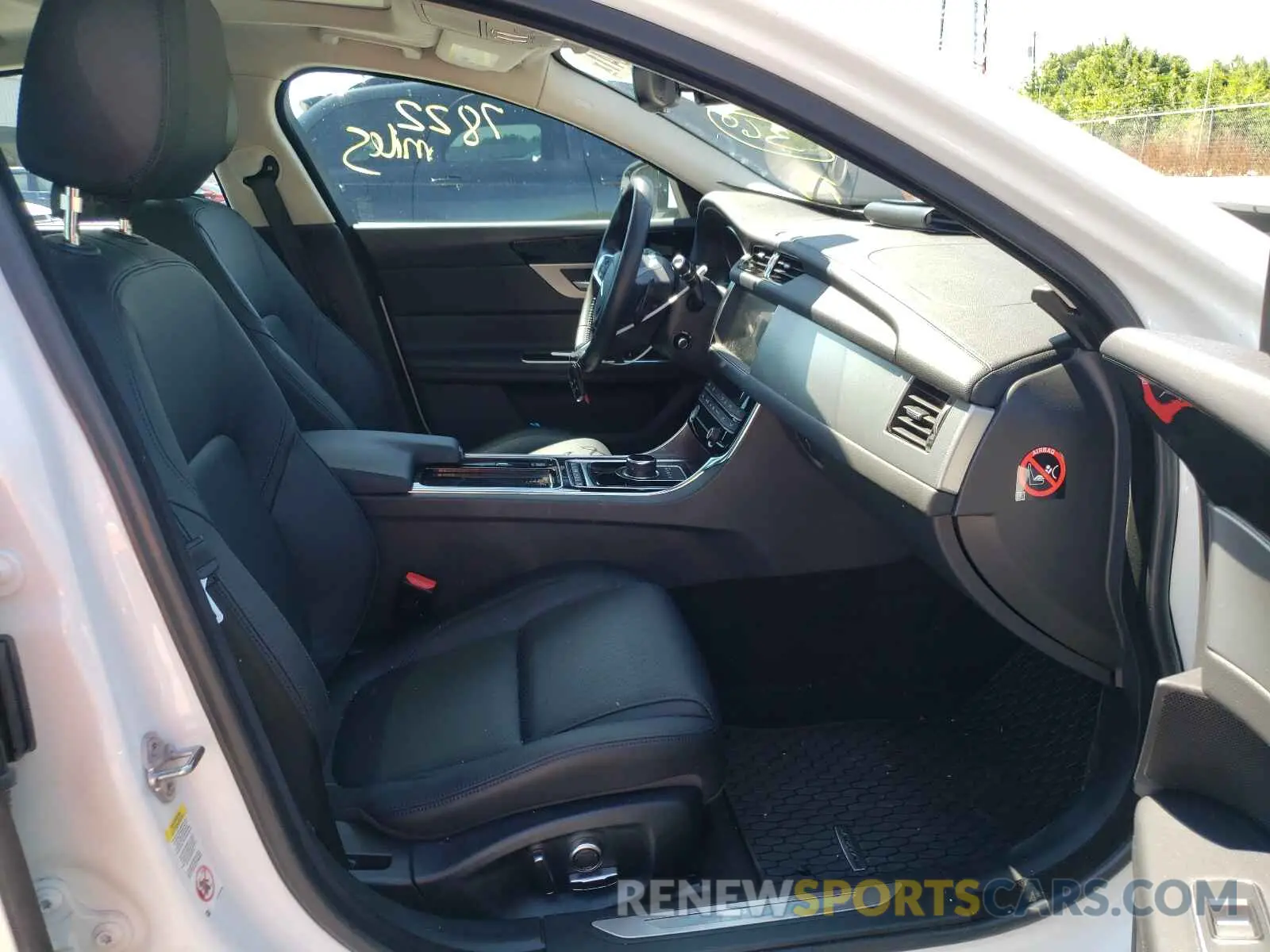5 fotografías del automóvil dañado SAJBK4FXXLCY83382 JAGUAR XF 2020