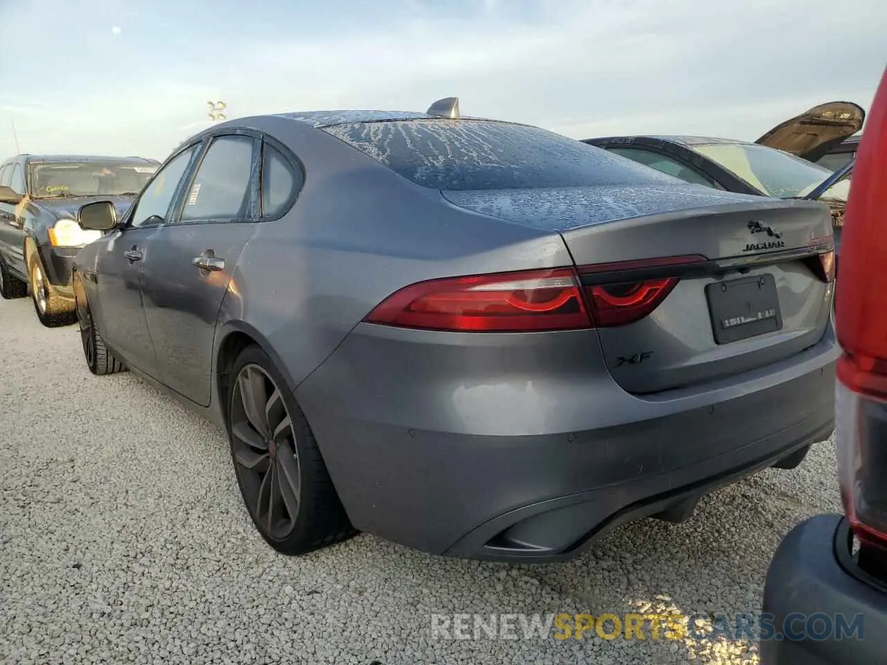 3 fotografías del automóvil dañado SAJBG4FX7MCY88820 JAGUAR XF 2021