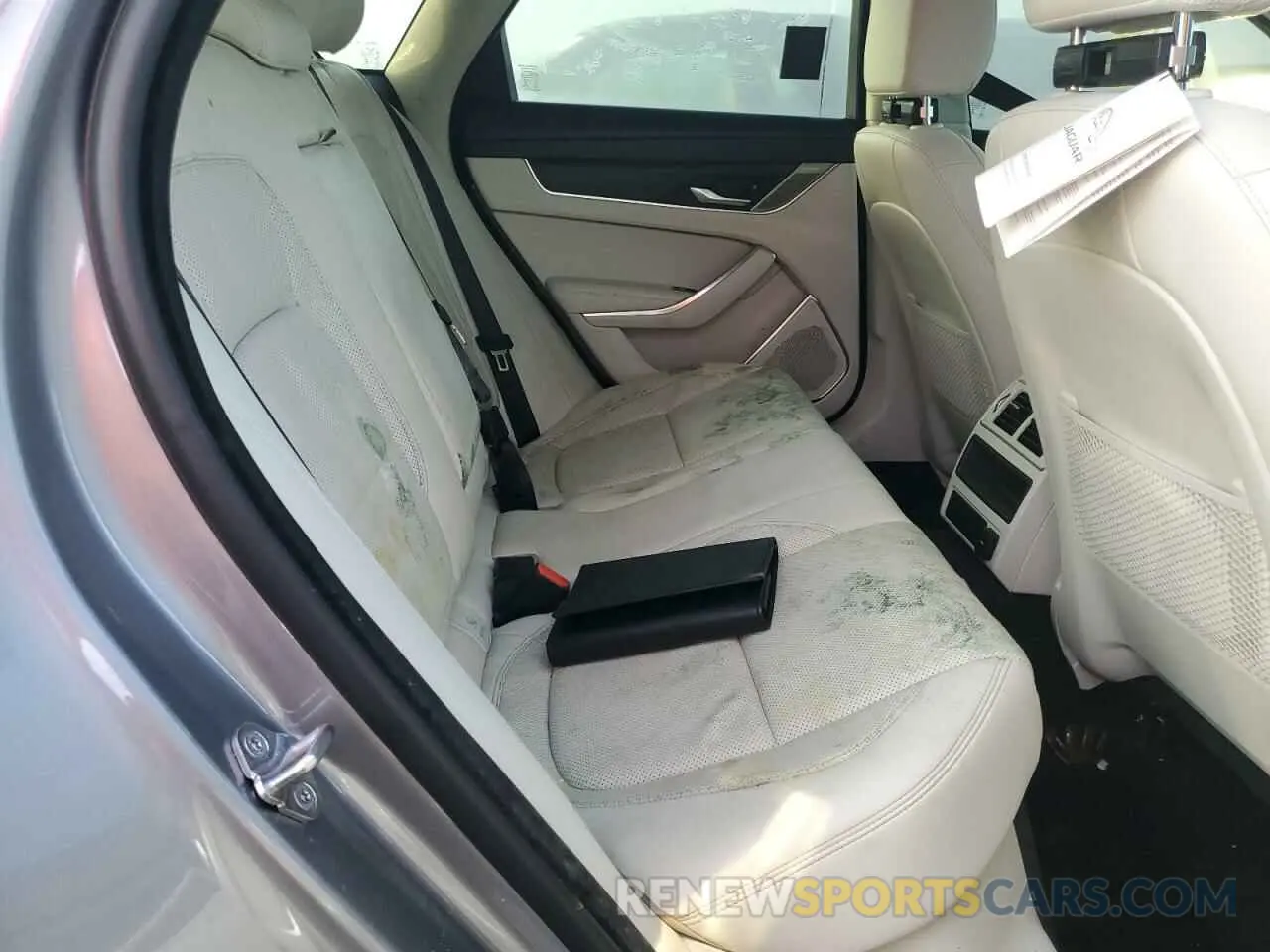 6 fotografías del automóvil dañado SAJBG4FX7MCY88820 JAGUAR XF 2021