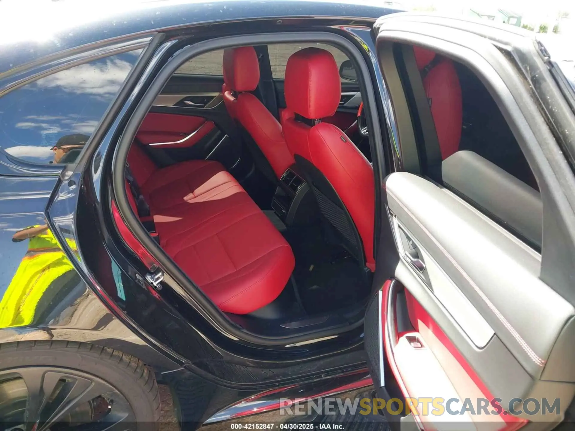 8 fotografías del automóvil dañado SAJBL4GX5MCY88213 JAGUAR XF 2021