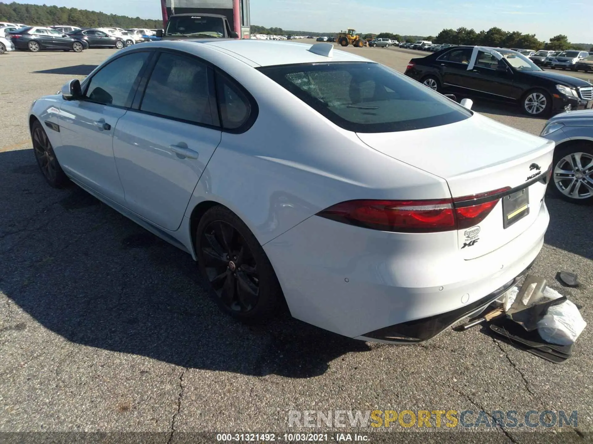 3 fotografías del automóvil dañado SAJBL4GX7MCY89038 JAGUAR XF 2021