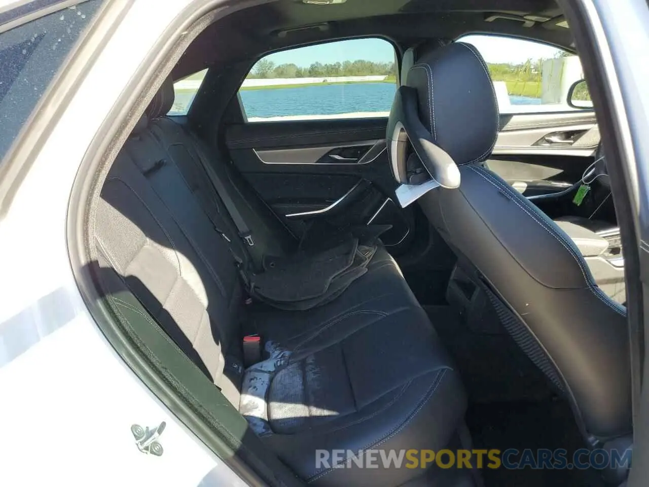 6 fotografías del automóvil dañado SAJBL4GX8MCY89372 JAGUAR XF 2021