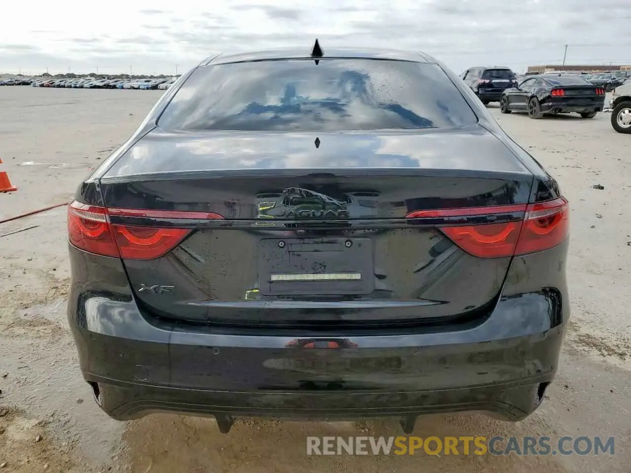6 fotografías del automóvil dañado SAJBL4GX1PCY92568 JAGUAR XF 2023