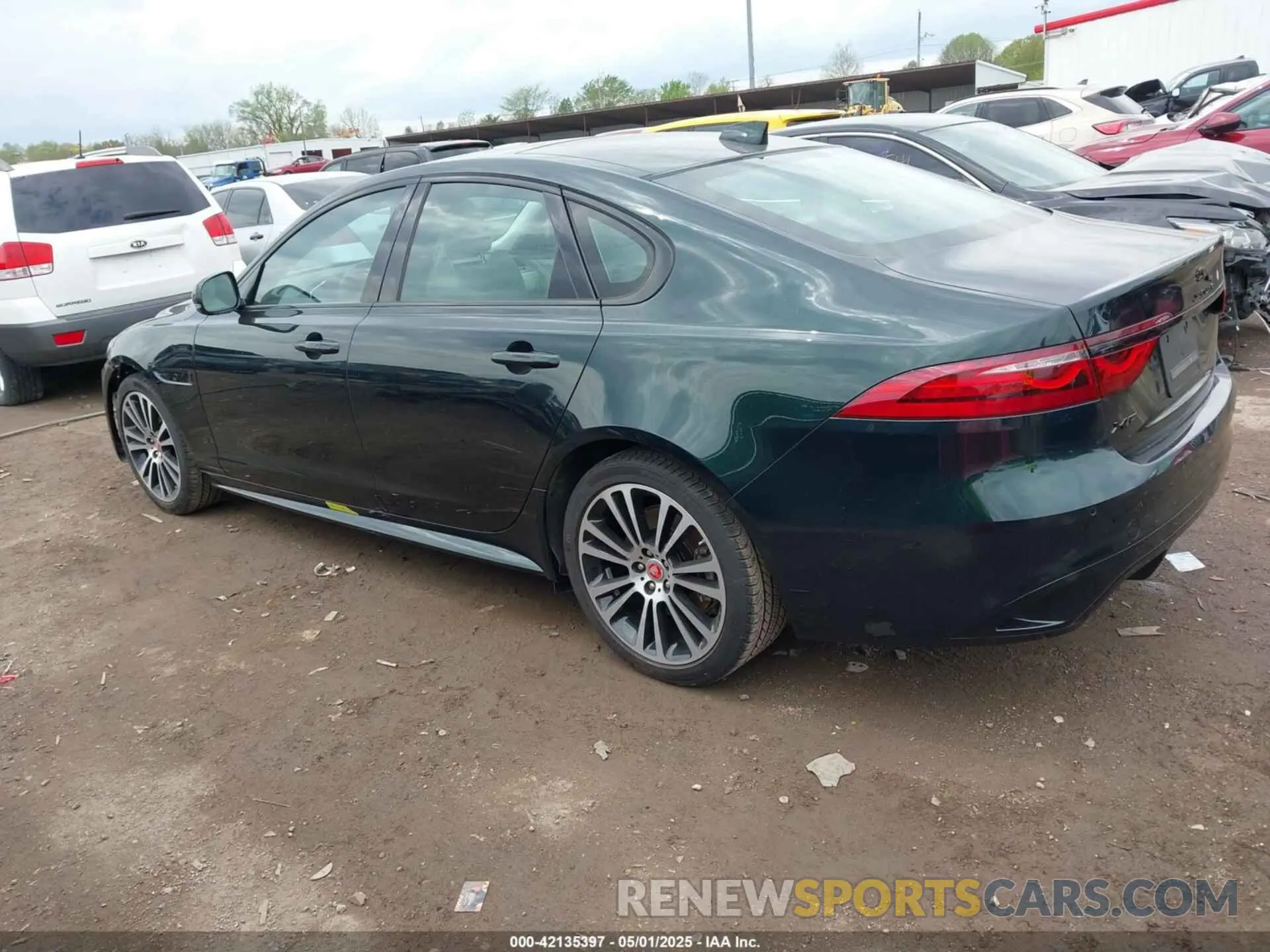 3 fotografías del automóvil dañado SAJBL4GXXPCY93265 JAGUAR XF 2023