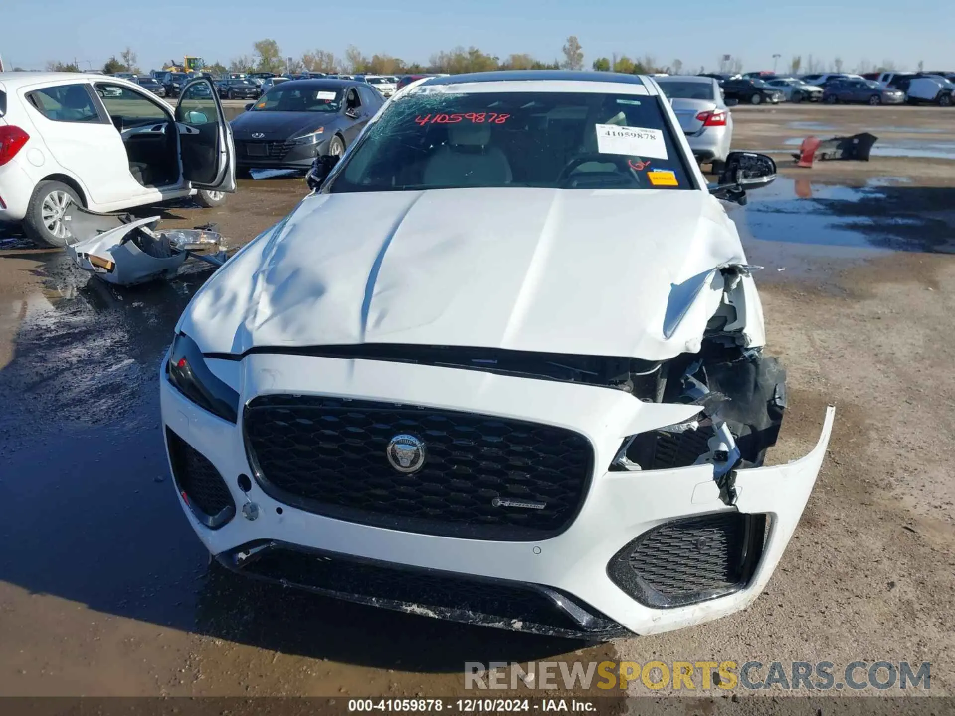 10 fotografías del automóvil dañado SAJBL4GX6RCY95873 JAGUAR XF 2024