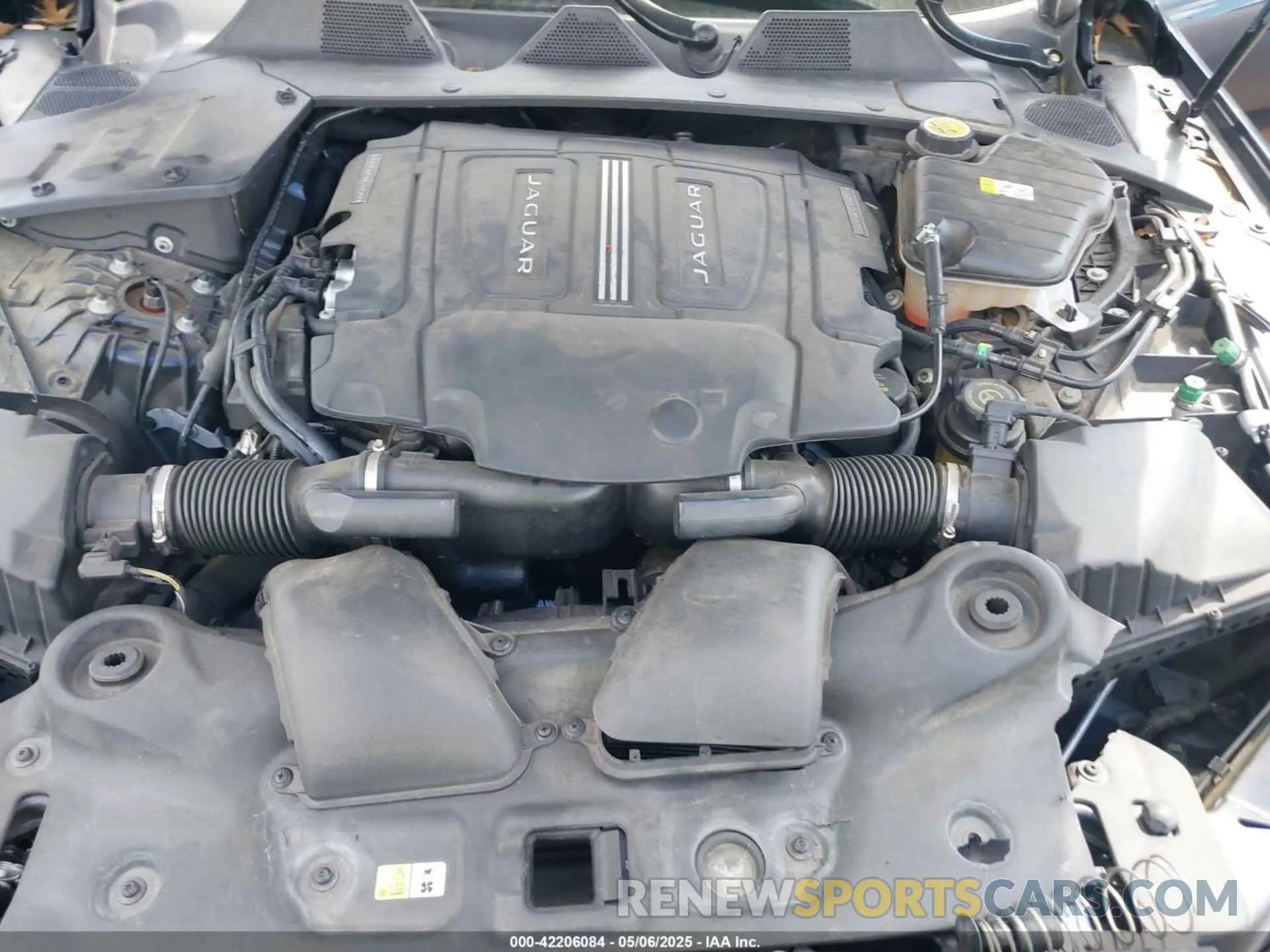 10 fotografías del automóvil dañado SAJWJ1CD0K8W20865 JAGUAR XJ 2019