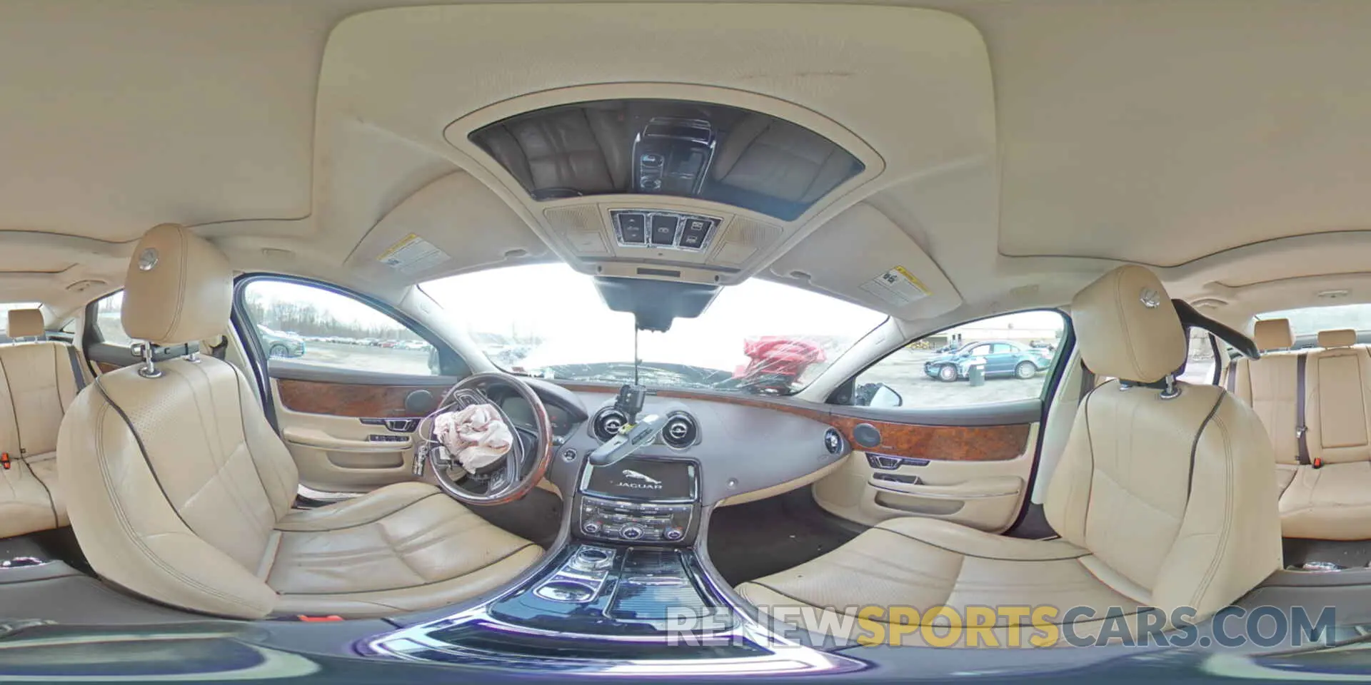 13 fotografías del automóvil dañado SAJWJ1CD5K8W19663 JAGUAR XJ 2019
