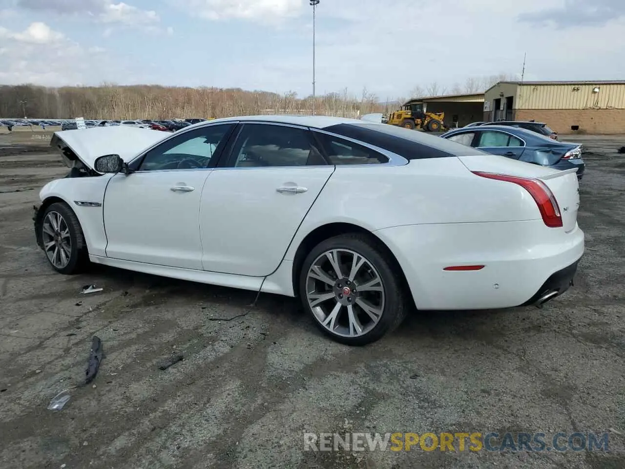 2 fotografías del automóvil dañado SAJWJ1CD5K8W19663 JAGUAR XJ 2019