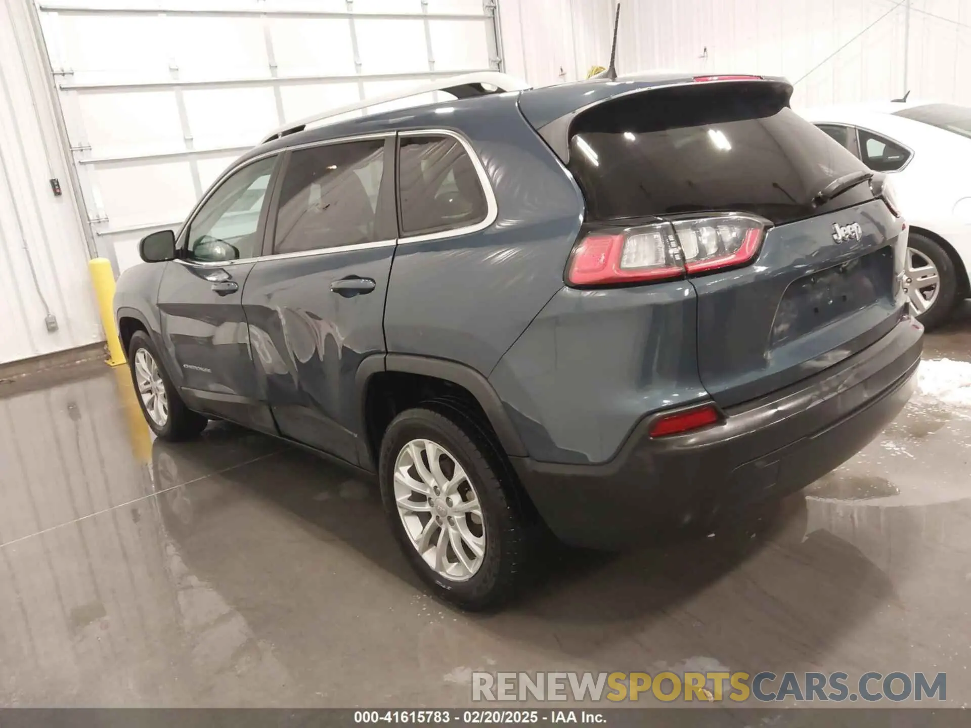 3 fotografías del automóvil dañado 1C4PJLCB0KD434554 JEEP CHEROKEE 2019
