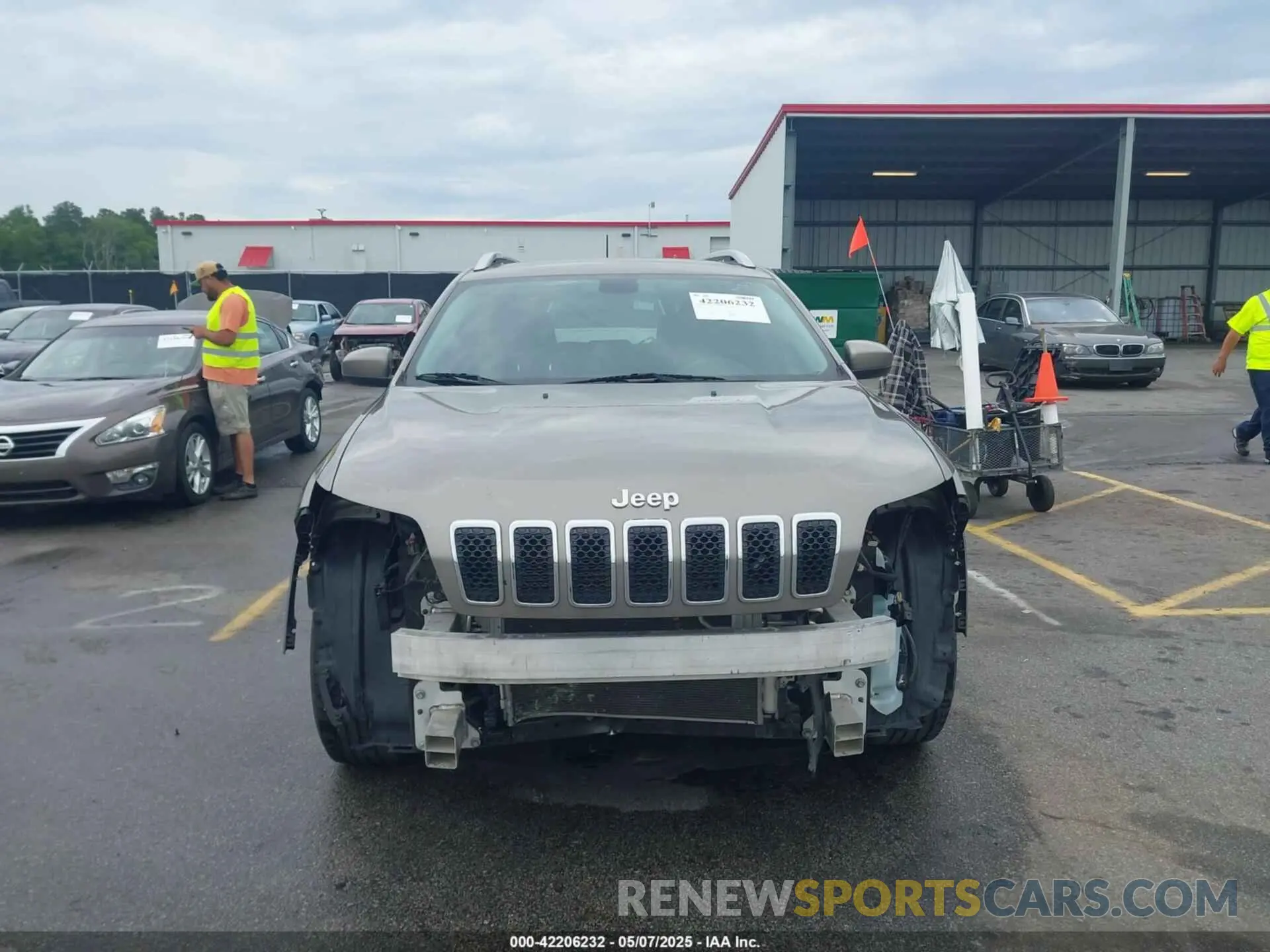 13 fotografías del automóvil dañado 1C4PJLCB2KD120503 JEEP CHEROKEE 2019
