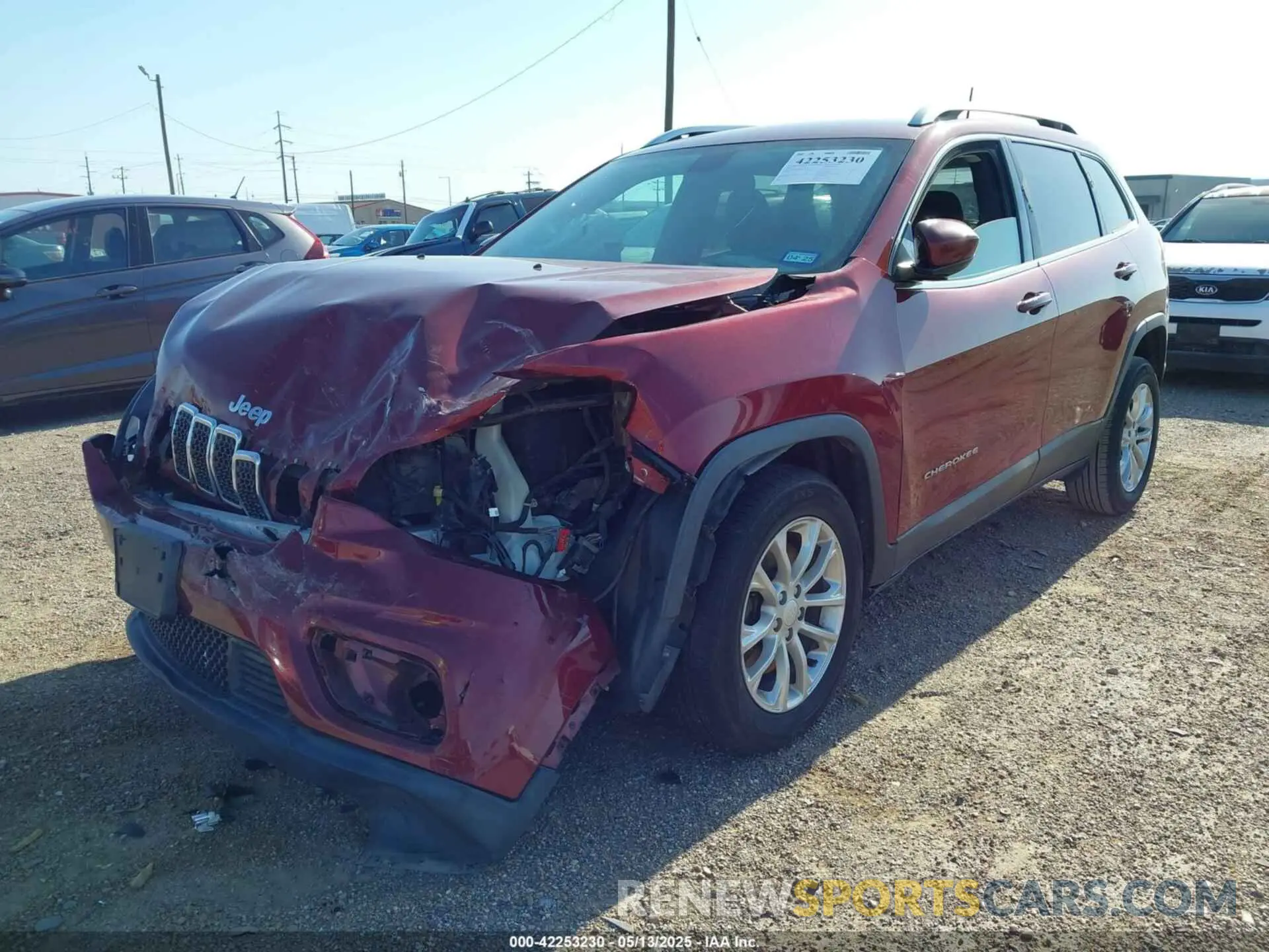 2 fotografías del automóvil dañado 1C4PJLCB2KD129024 JEEP CHEROKEE 2019