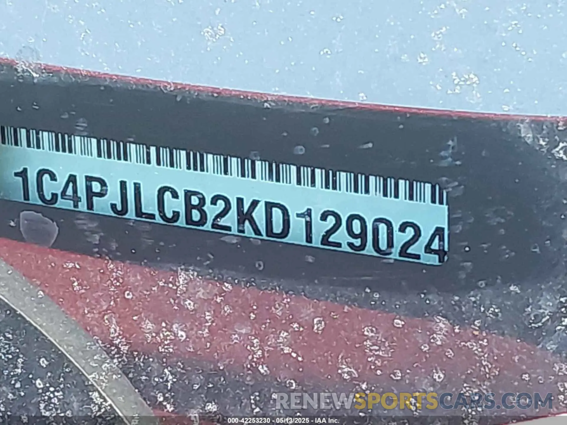 9 fotografías del automóvil dañado 1C4PJLCB2KD129024 JEEP CHEROKEE 2019