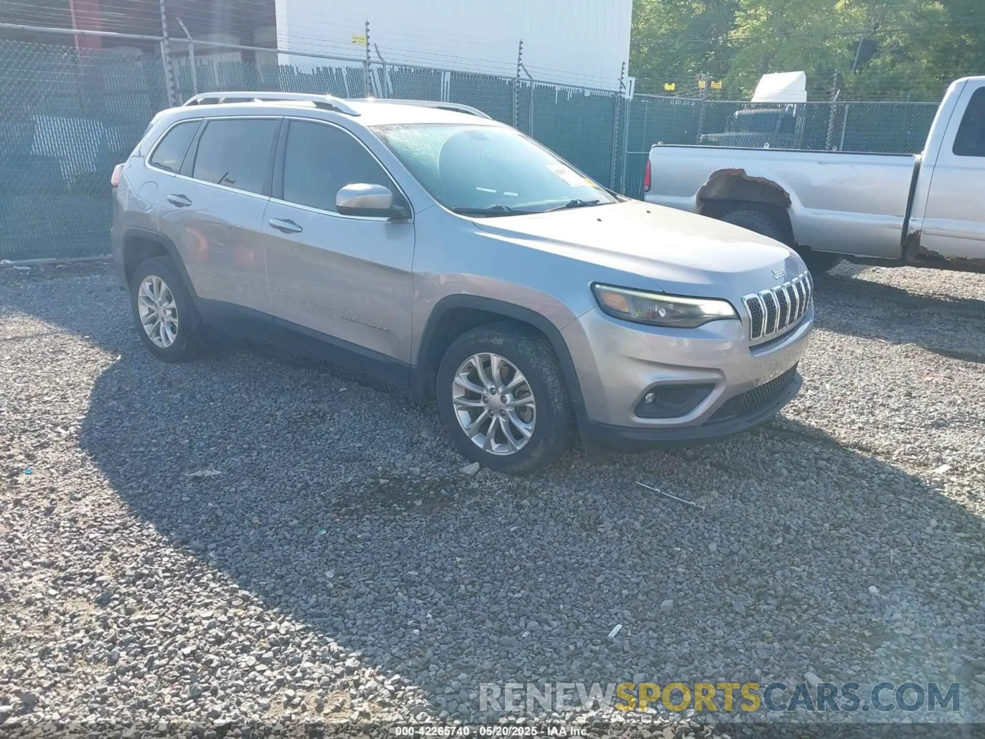 1 fotografías del automóvil dañado 1C4PJLCB2KD285726 JEEP CHEROKEE 2019