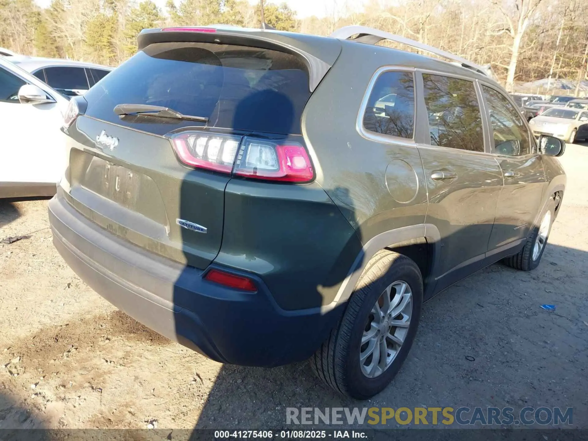 4 fotografías del automóvil dañado 1C4PJLCB3KD416517 JEEP CHEROKEE 2019