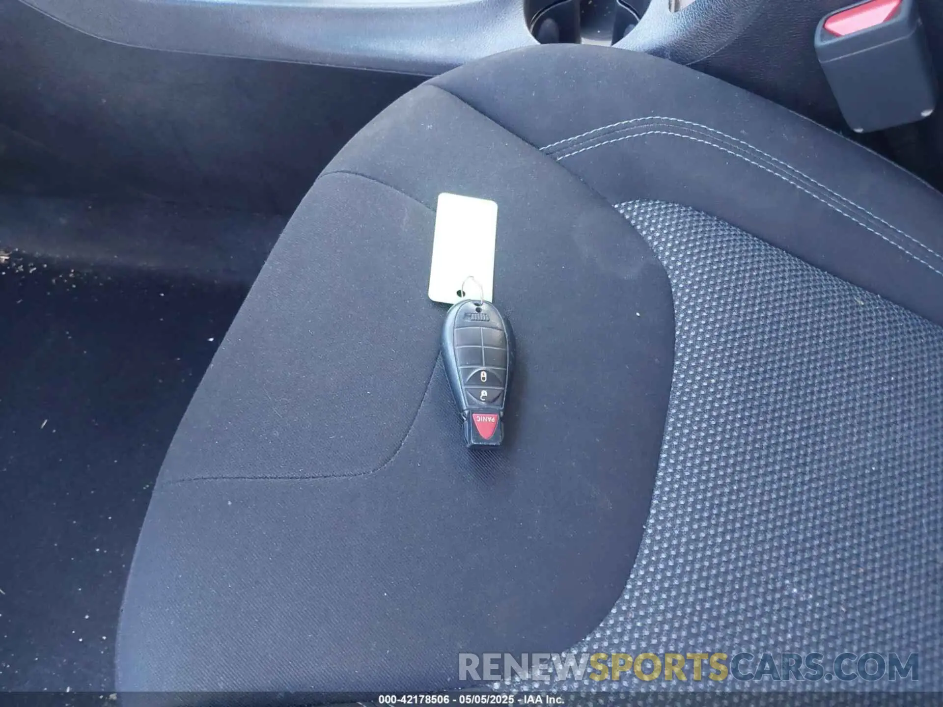 11 fotografías del automóvil dañado 1C4PJLCB3KD470027 JEEP CHEROKEE 2019
