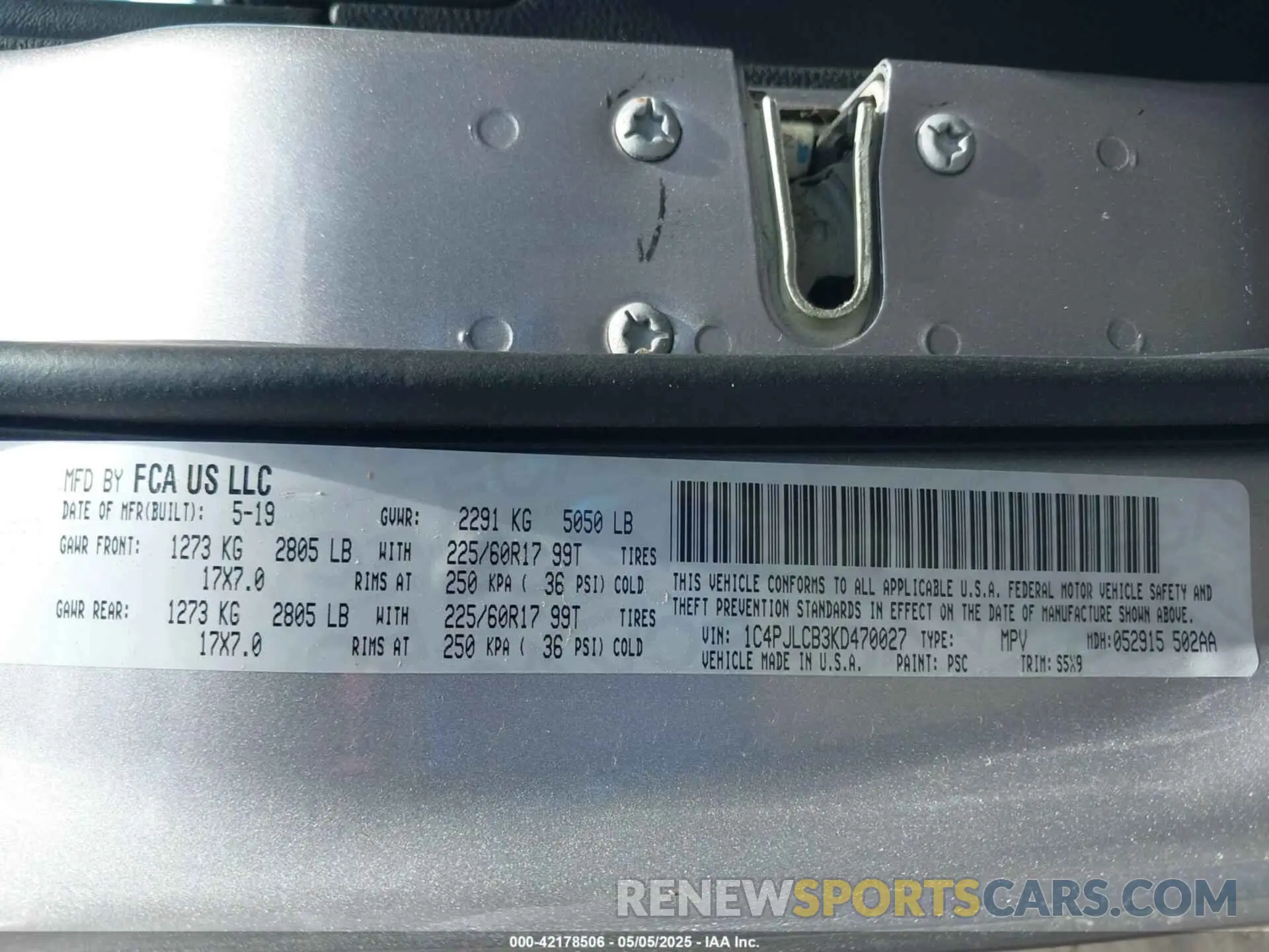 9 fotografías del automóvil dañado 1C4PJLCB3KD470027 JEEP CHEROKEE 2019