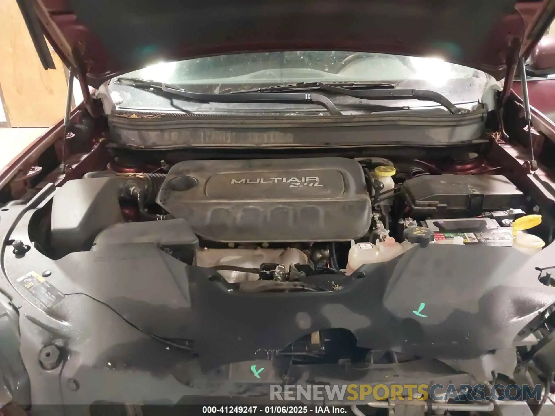 10 fotografías del automóvil dañado 1C4PJLCB6KD220443 JEEP CHEROKEE 2019