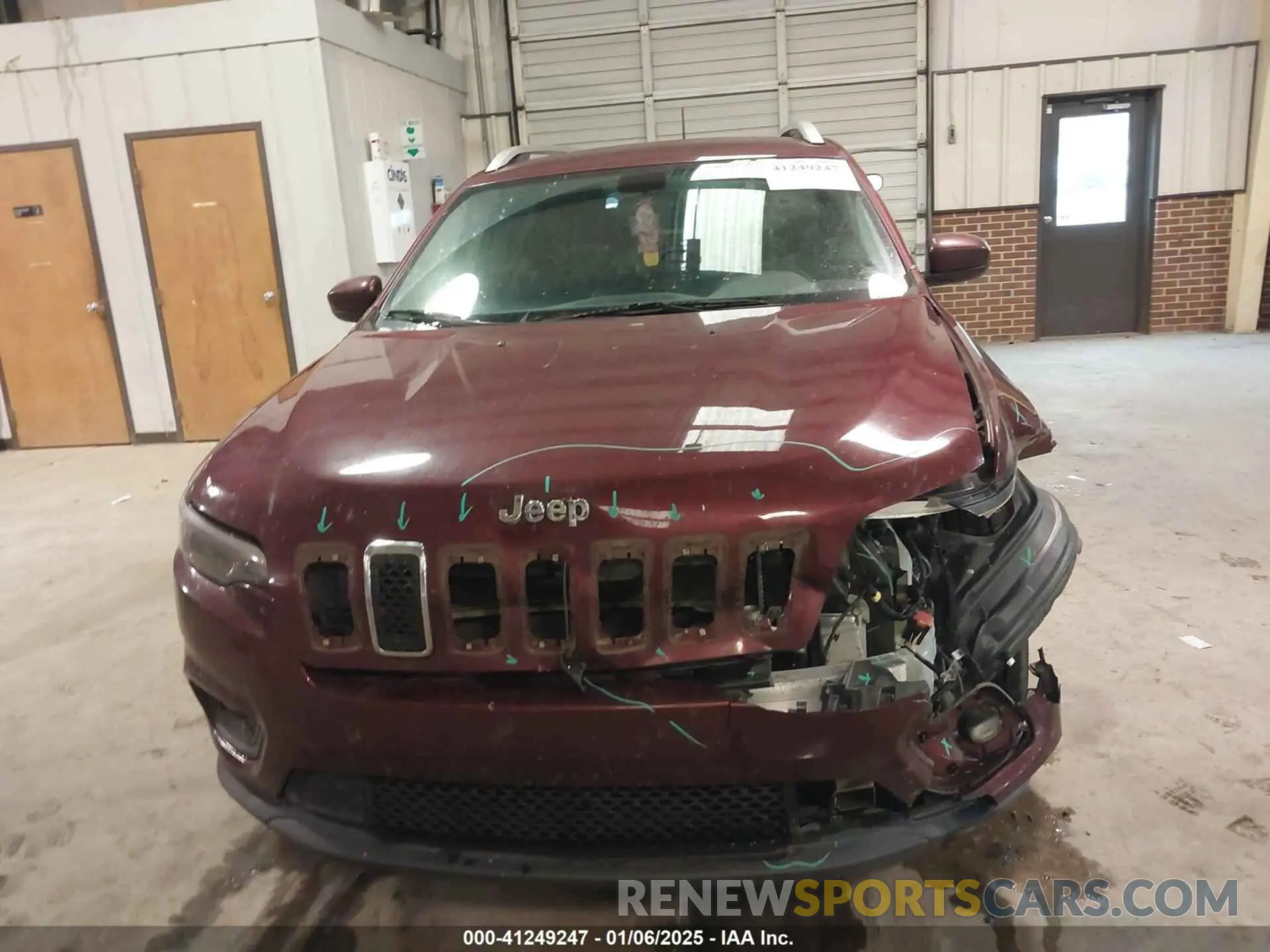 12 fotografías del automóvil dañado 1C4PJLCB6KD220443 JEEP CHEROKEE 2019