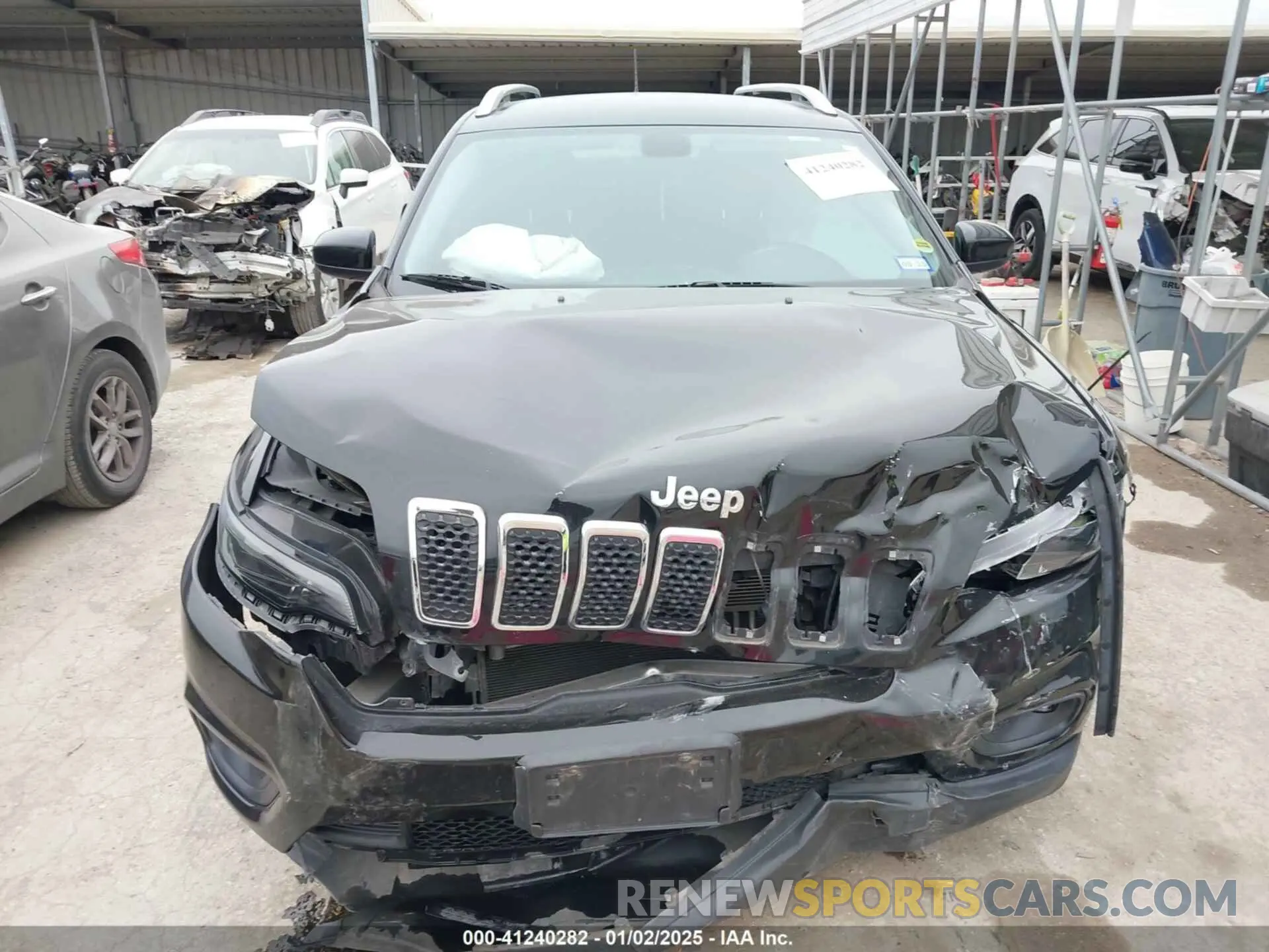 12 fotografías del automóvil dañado 1C4PJLCB6KD357821 JEEP CHEROKEE 2019