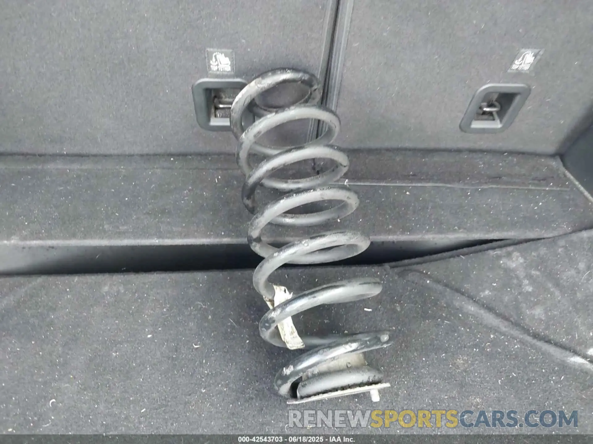 12 fotografías del automóvil dañado 1C4PJLCB6KD454677 JEEP CHEROKEE 2019