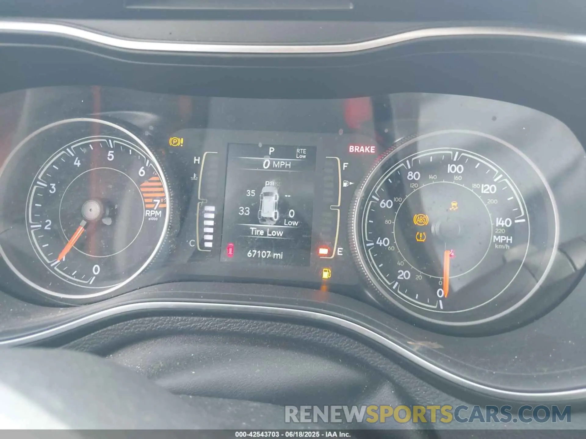 7 fotografías del automóvil dañado 1C4PJLCB6KD454677 JEEP CHEROKEE 2019