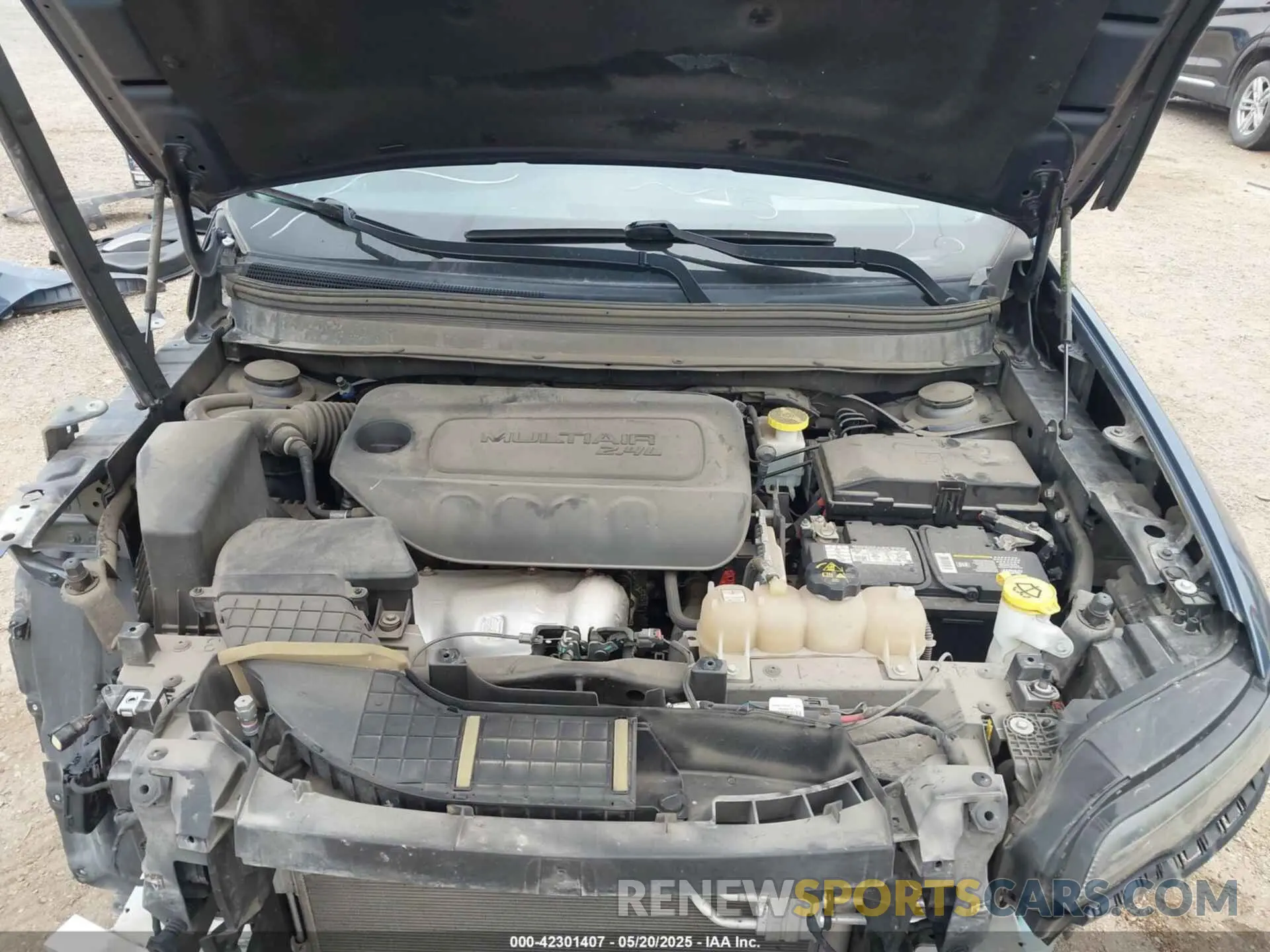 10 fotografías del automóvil dañado 1C4PJLCB6KD466795 JEEP CHEROKEE 2019