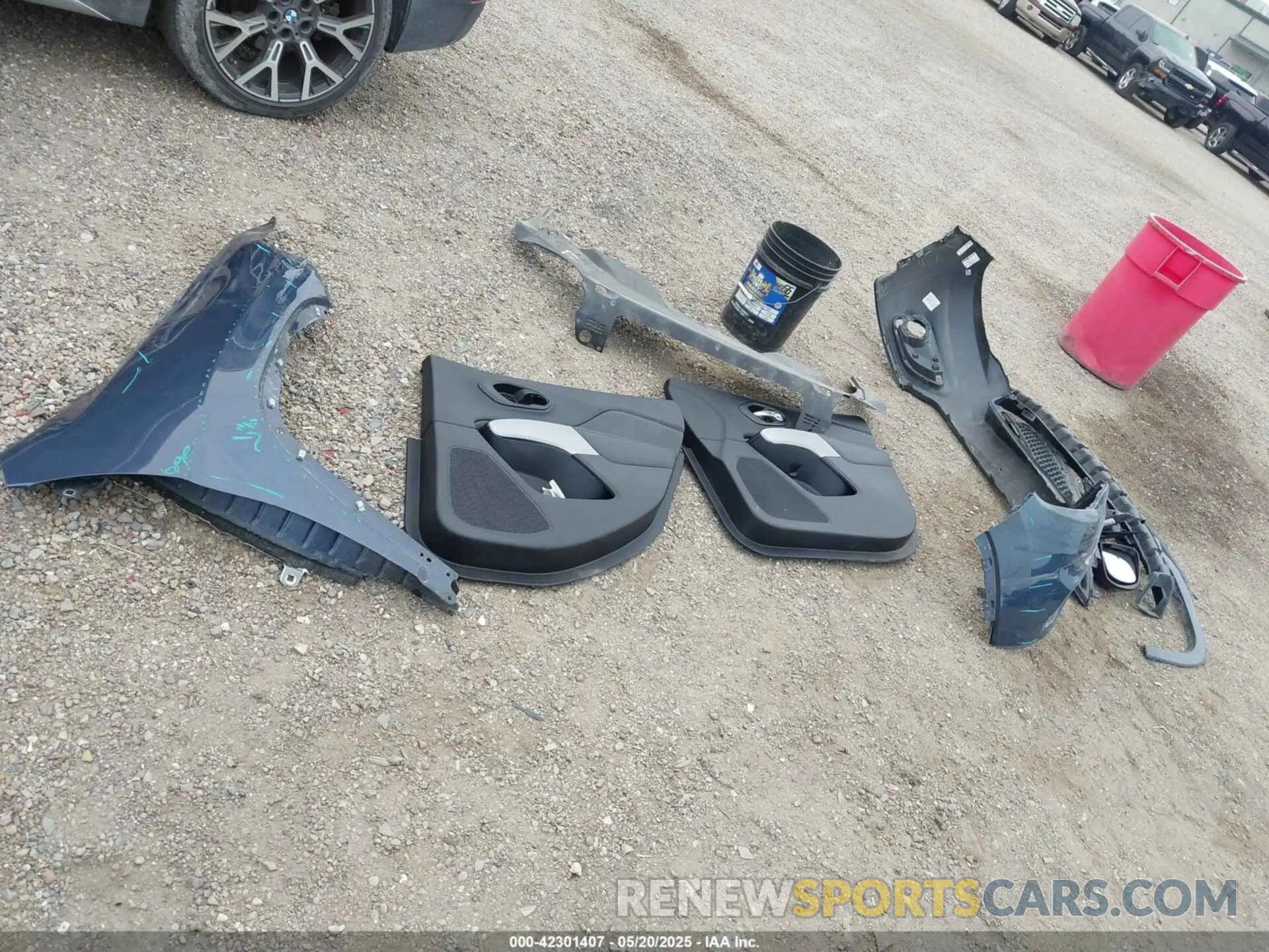 12 fotografías del automóvil dañado 1C4PJLCB6KD466795 JEEP CHEROKEE 2019