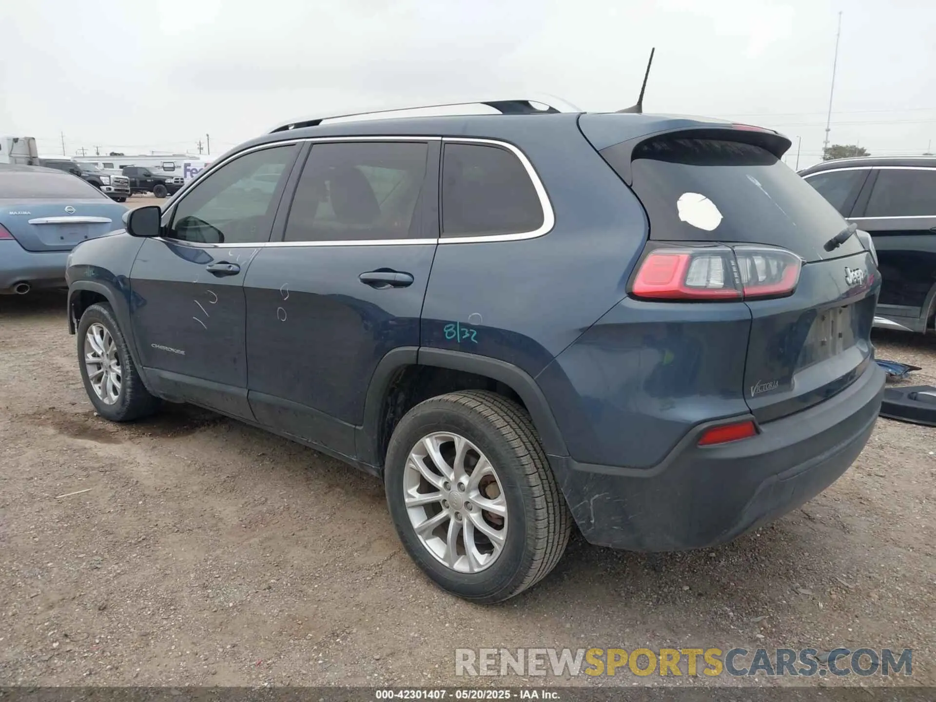 3 fotografías del automóvil dañado 1C4PJLCB6KD466795 JEEP CHEROKEE 2019