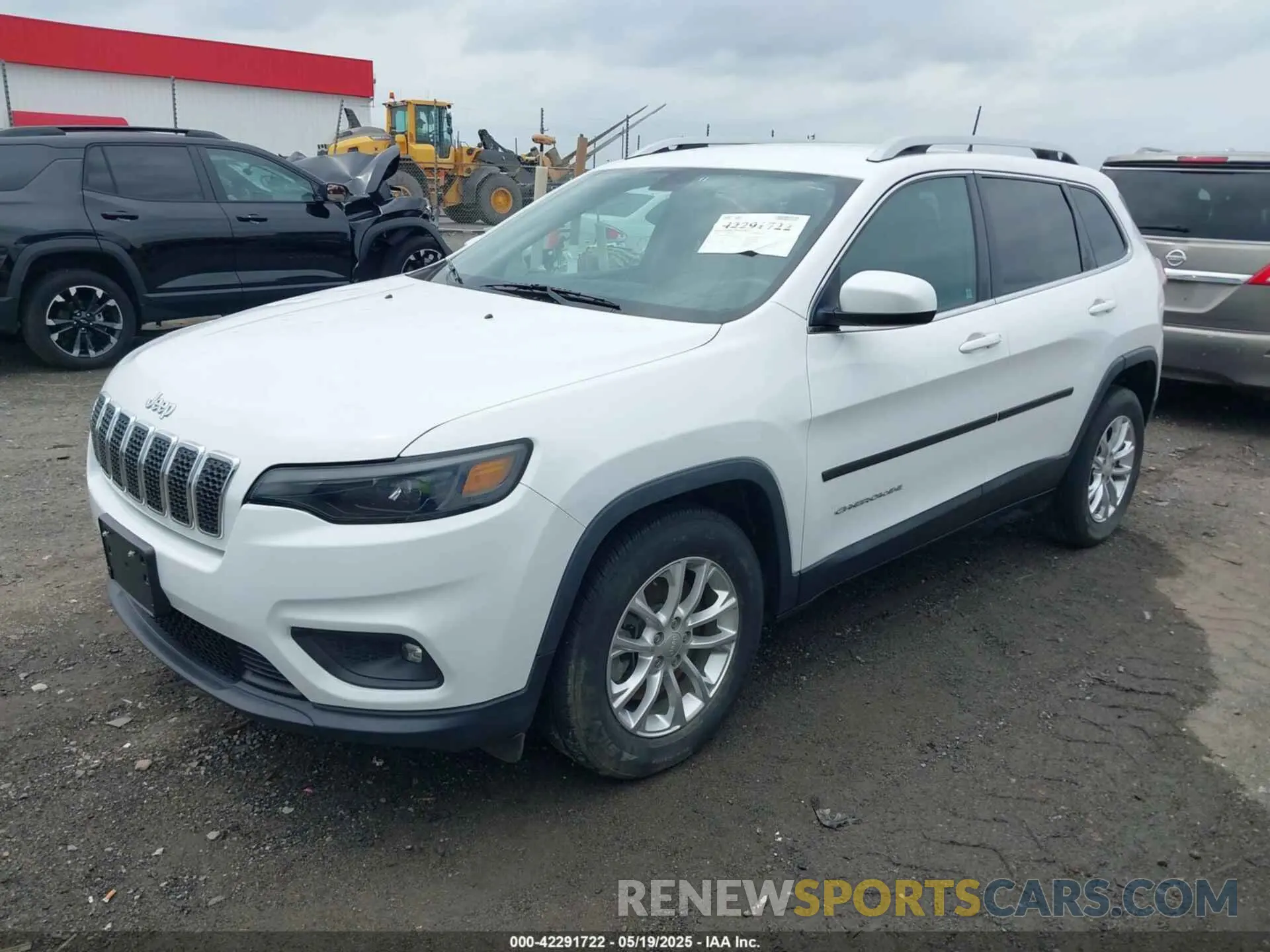 2 fotografías del automóvil dañado 1C4PJLCB8KD145129 JEEP CHEROKEE 2019