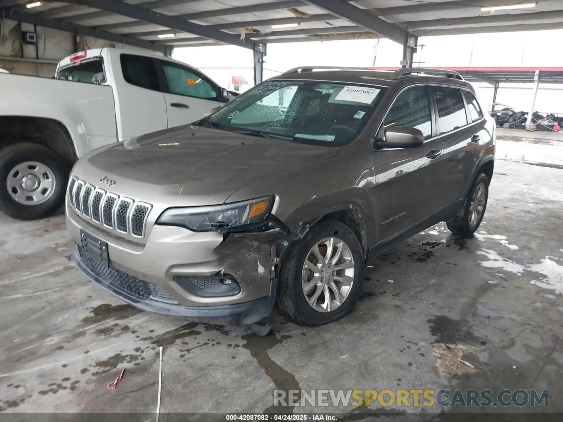 2 fotografías del automóvil dañado 1C4PJLCBXKD285182 JEEP CHEROKEE 2019