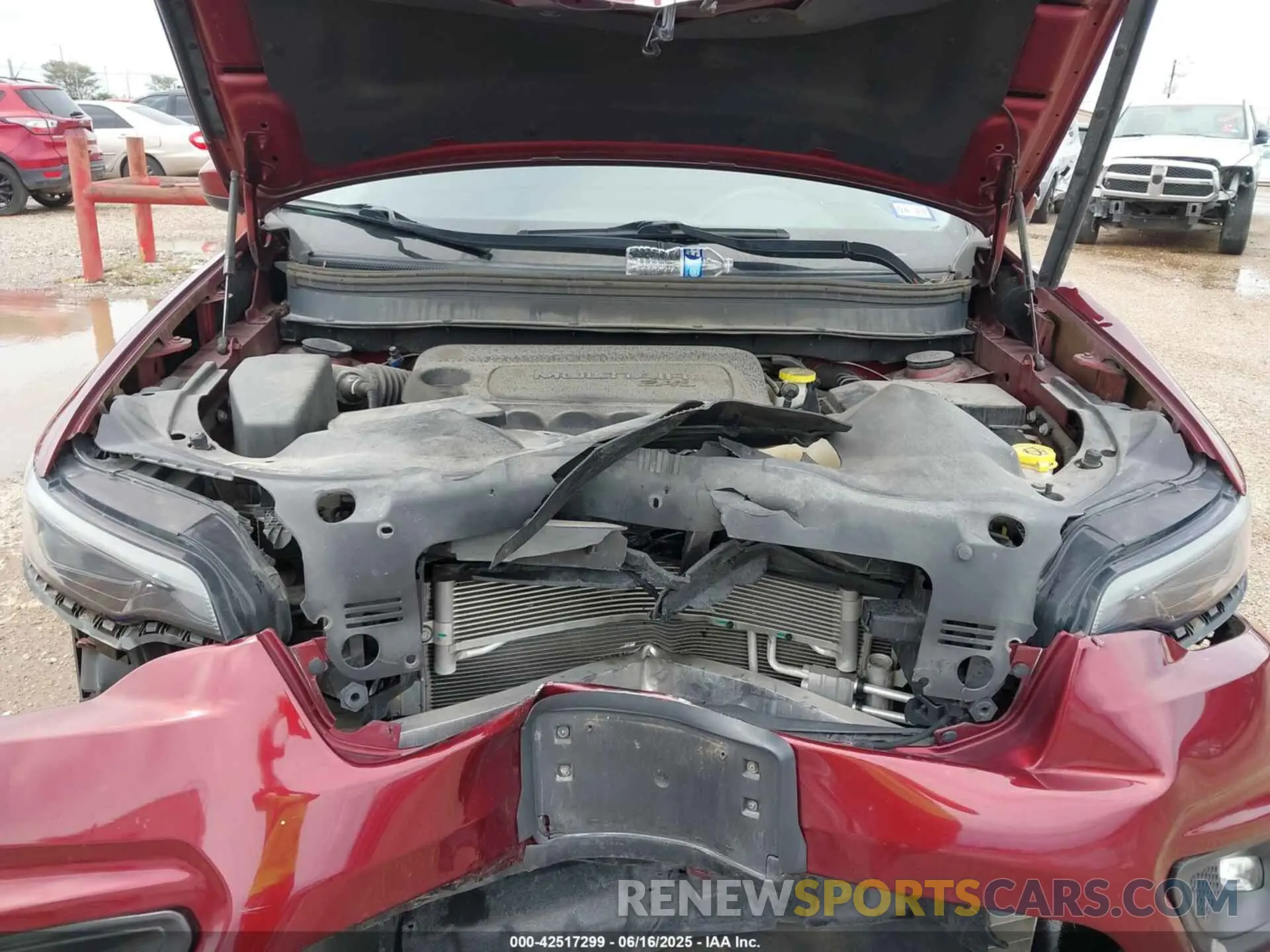 10 fotografías del automóvil dañado 1C4PJLCBXKD333280 JEEP CHEROKEE 2019