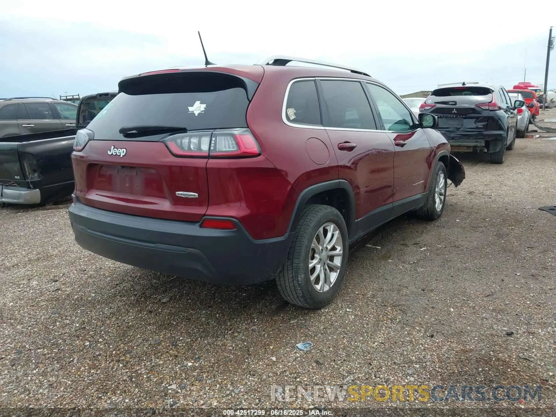 4 fotografías del automóvil dañado 1C4PJLCBXKD333280 JEEP CHEROKEE 2019