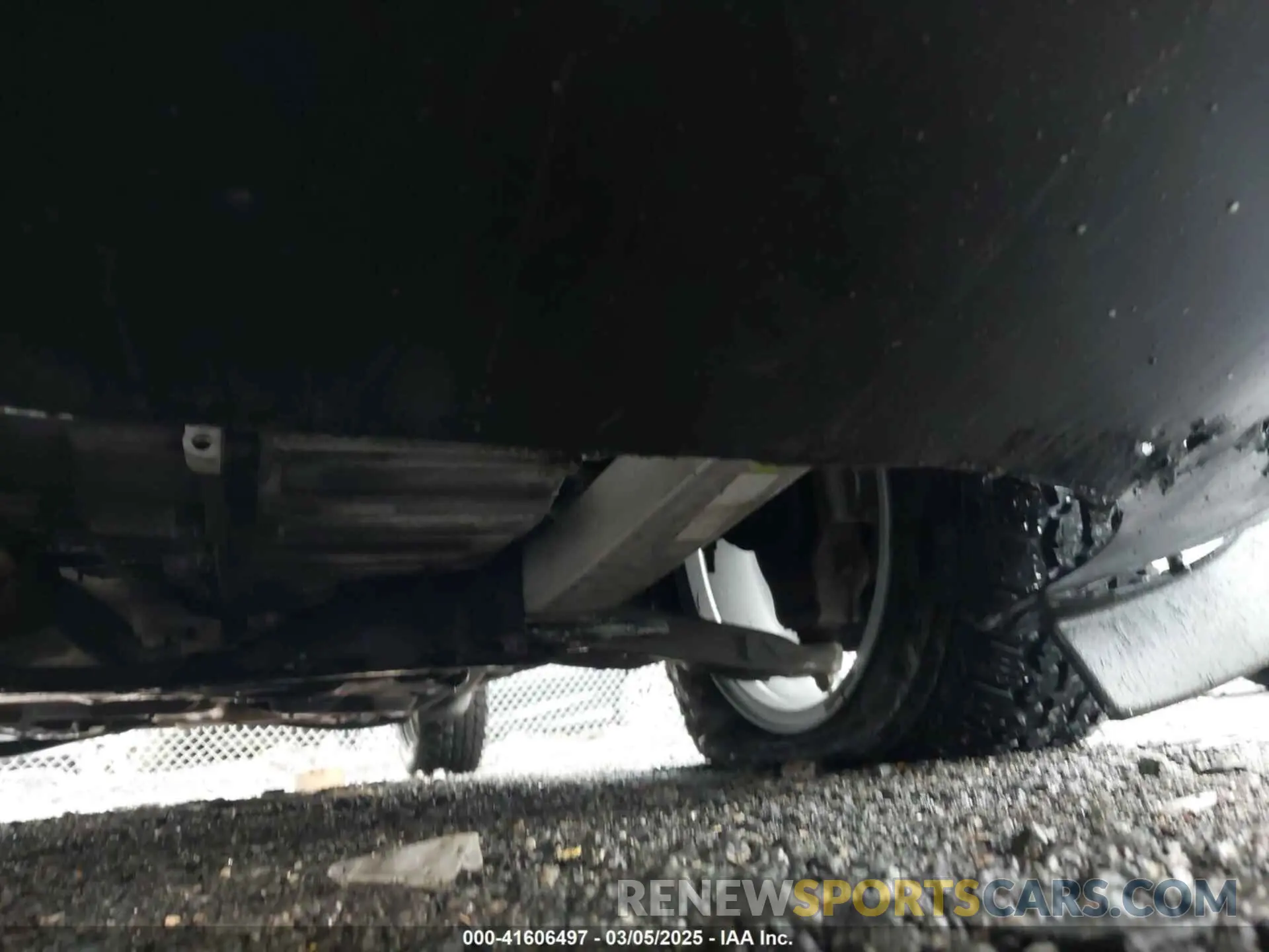 17 fotografías del automóvil dañado 1C4PJLCBXKD357403 JEEP CHEROKEE 2019