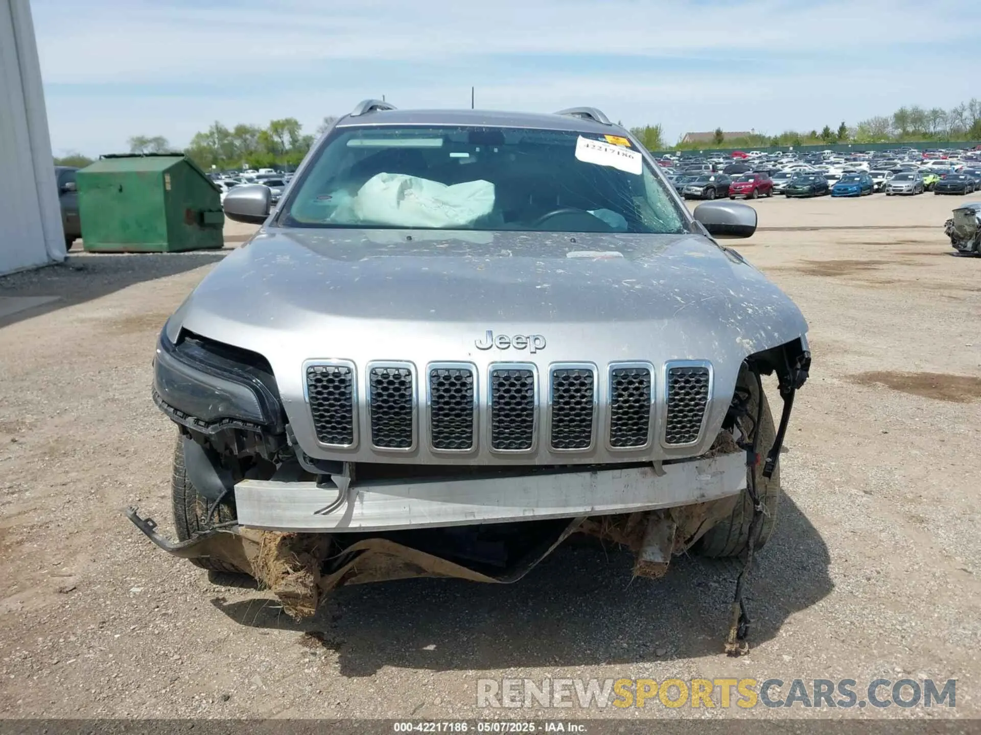 12 fotografías del automóvil dañado 1C4PJLCX6KD341050 JEEP CHEROKEE 2019