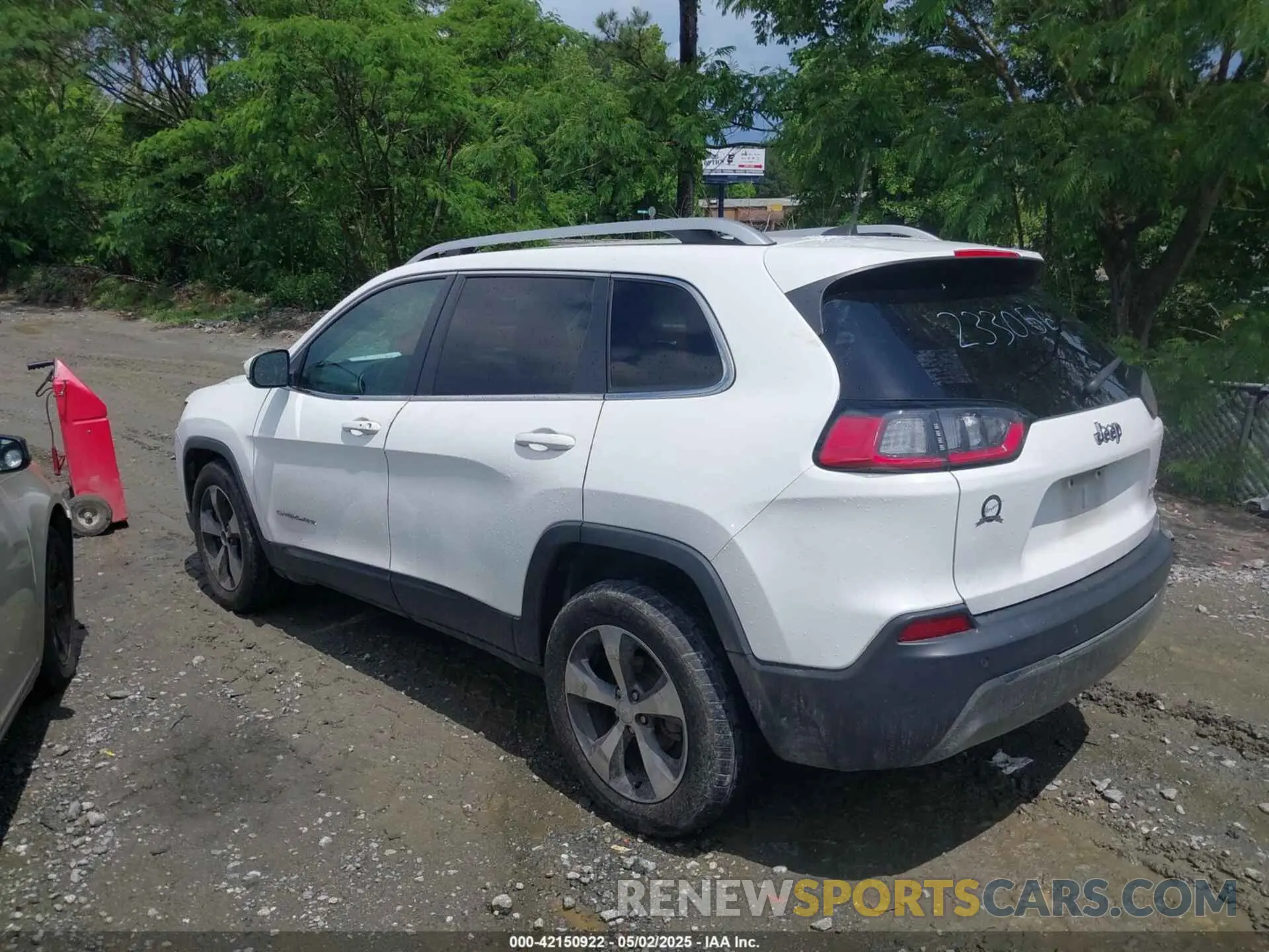 14 fotografías del automóvil dañado 1C4PJLDB0KD233056 JEEP CHEROKEE 2019