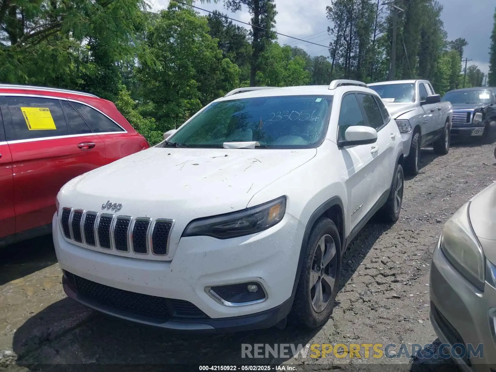 2 fotografías del automóvil dañado 1C4PJLDB0KD233056 JEEP CHEROKEE 2019