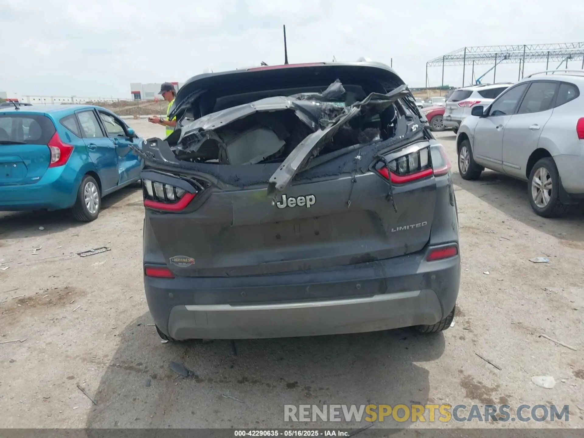 16 fotografías del automóvil dañado 1C4PJLDB0KD487950 JEEP CHEROKEE 2019