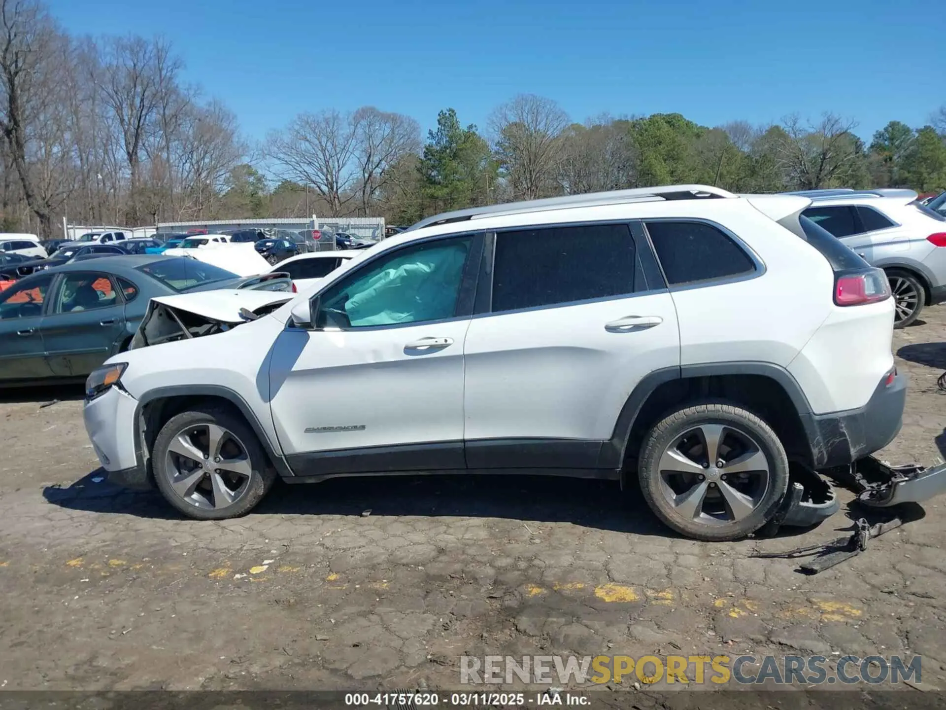 13 fotografías del automóvil dañado 1C4PJLDB1KD302241 JEEP CHEROKEE 2019