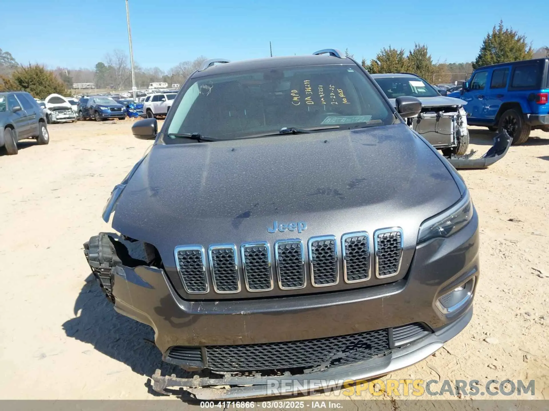 12 fotografías del automóvil dañado 1C4PJLDB1KD392751 JEEP CHEROKEE 2019