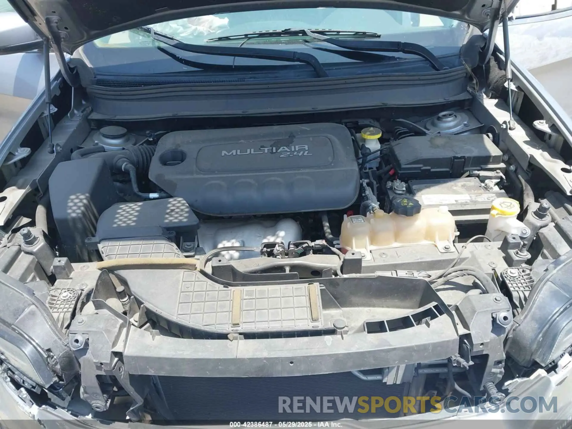 10 fotografías del automóvil dañado 1C4PJLDB7KD207845 JEEP CHEROKEE 2019