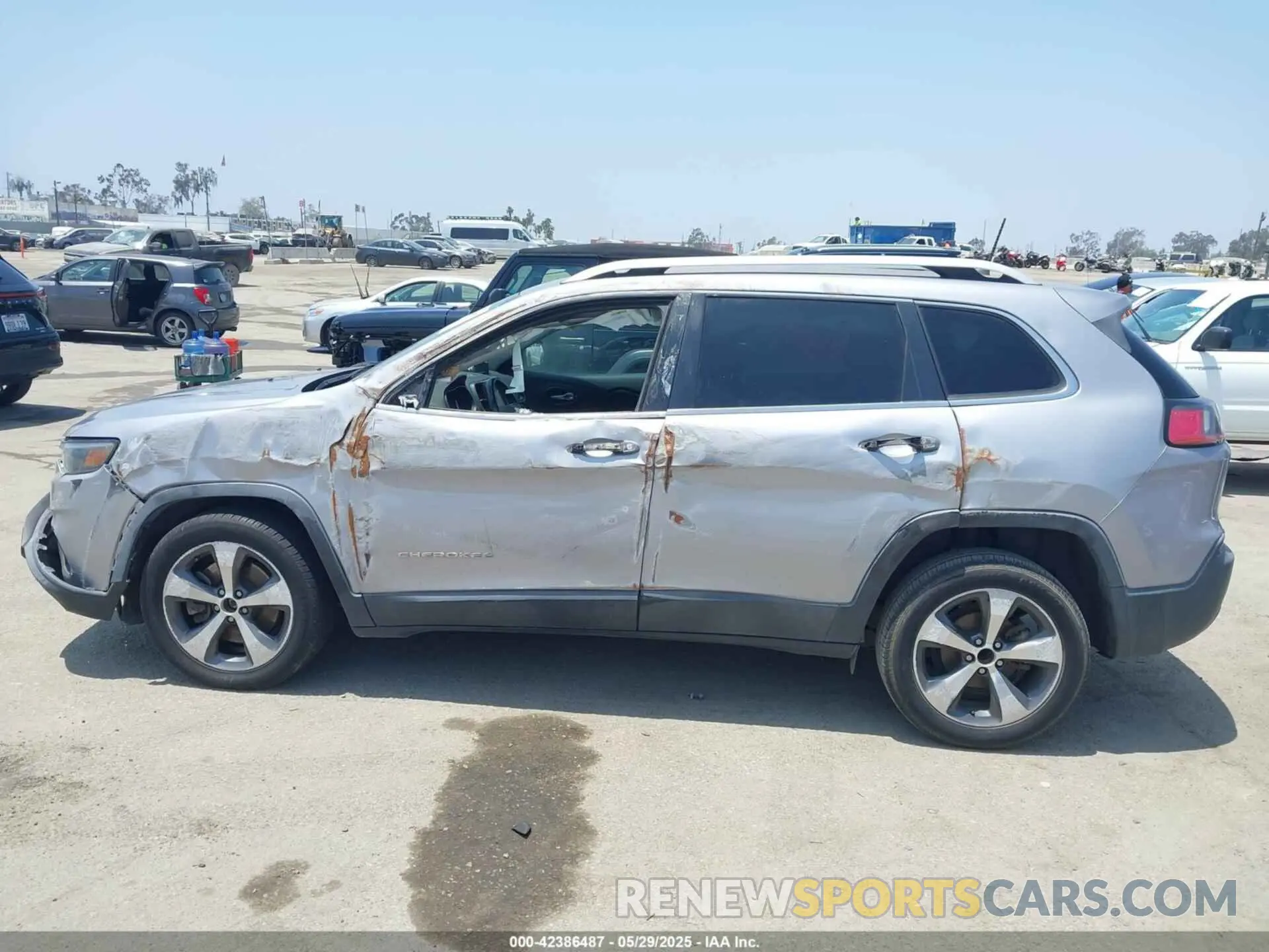 14 fotografías del automóvil dañado 1C4PJLDB7KD207845 JEEP CHEROKEE 2019