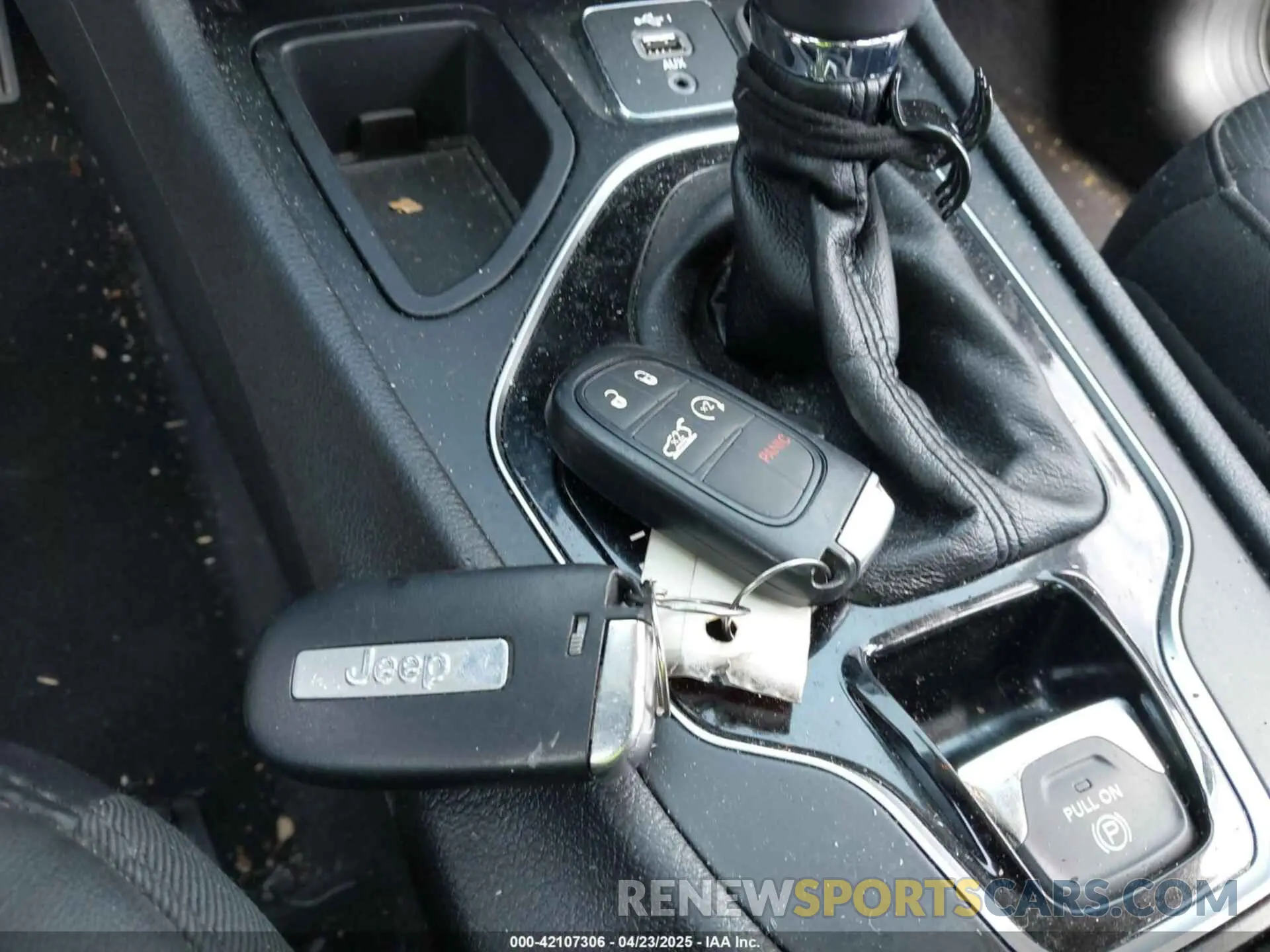 11 fotografías del automóvil dañado 1C4PJLDB8KD402904 JEEP CHEROKEE 2019