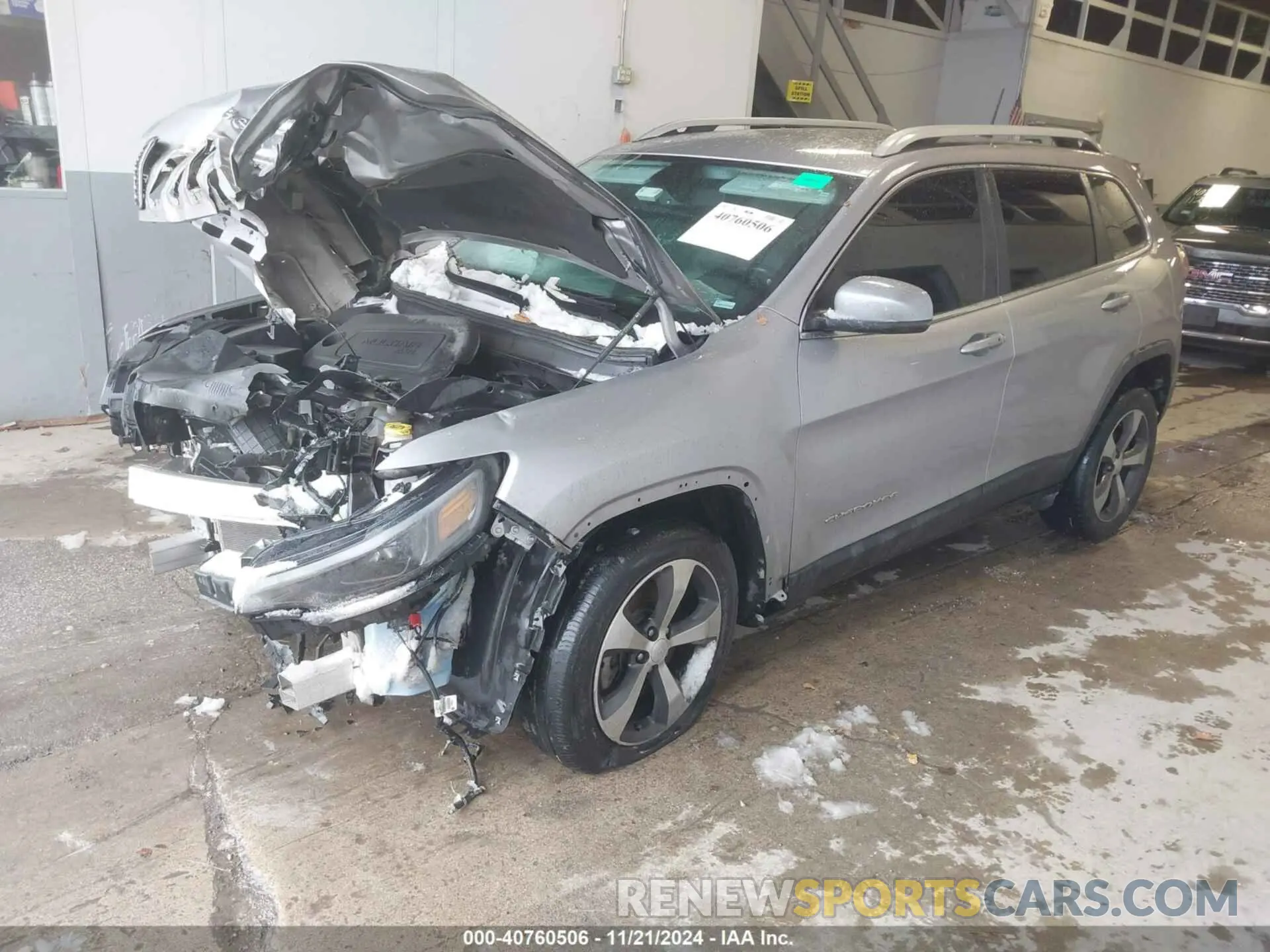 2 fotografías del automóvil dañado 1C4PJLDB9KD402913 JEEP CHEROKEE 2019