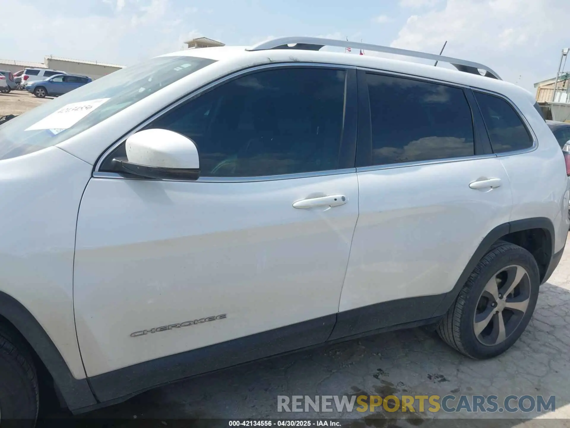 14 fotografías del automóvil dañado 1C4PJLDB9KD416231 JEEP CHEROKEE 2019