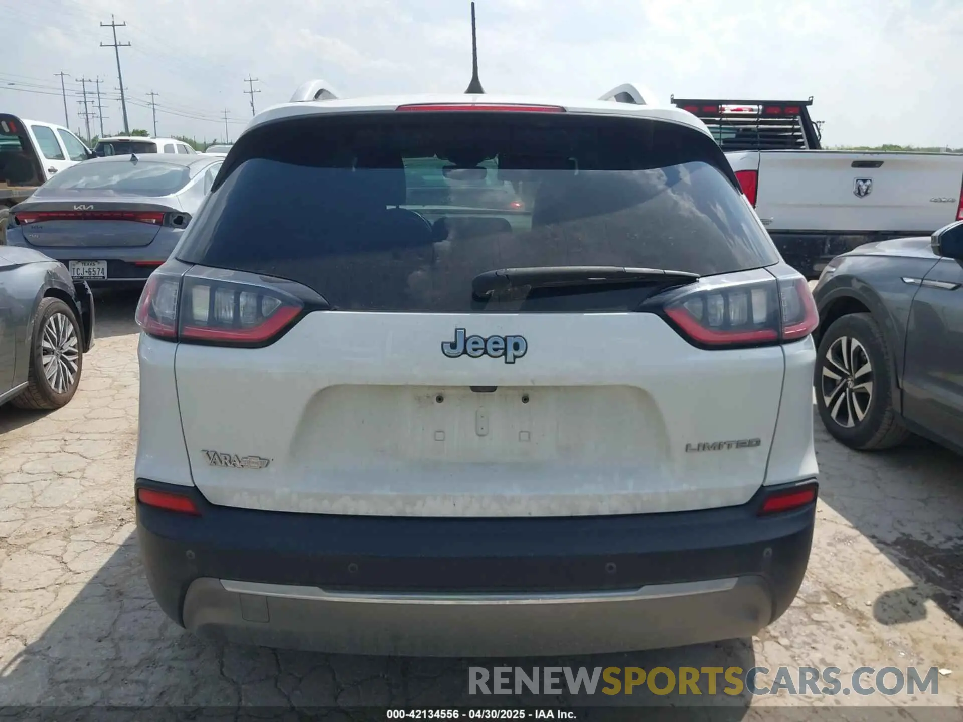 16 fotografías del automóvil dañado 1C4PJLDB9KD416231 JEEP CHEROKEE 2019