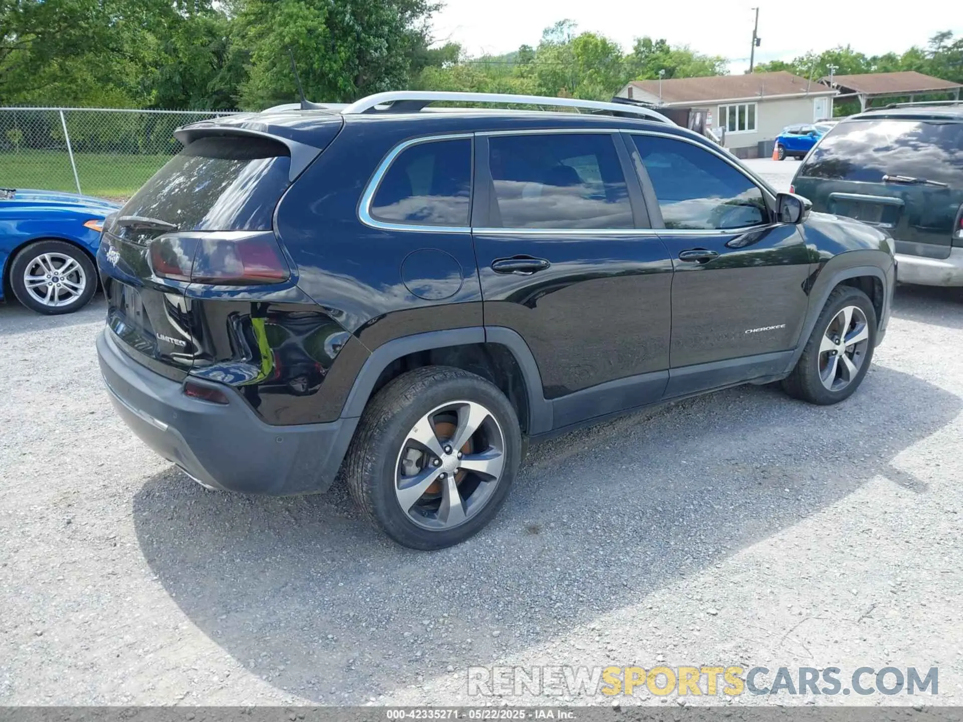 4 fotografías del automóvil dañado 1C4PJLDNXKD128289 JEEP CHEROKEE 2019