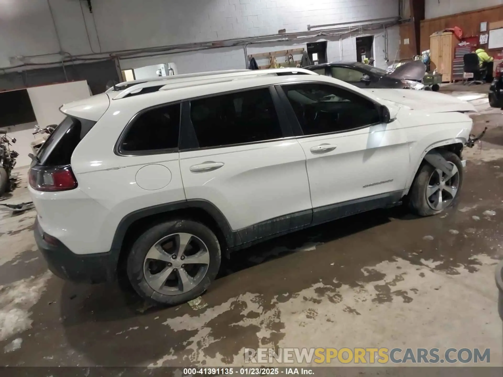 4 fotografías del automóvil dañado 1C4PJLDX3KD273160 JEEP CHEROKEE 2019